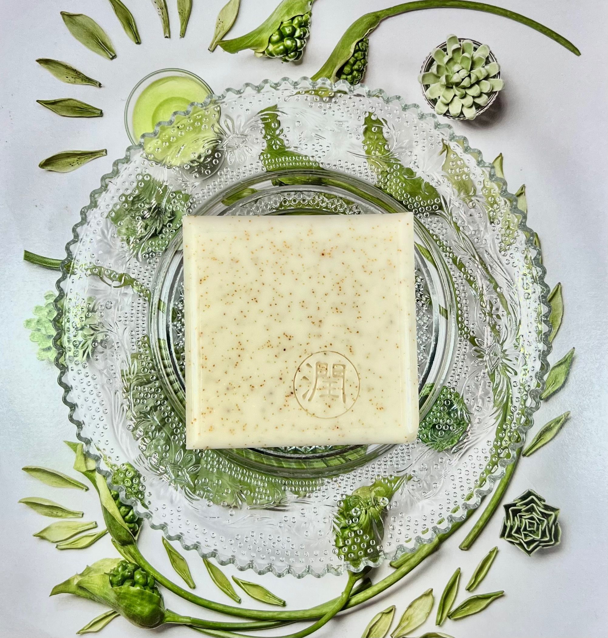 絲瓜水嫩膚皂（點擊👆圖片看更多）