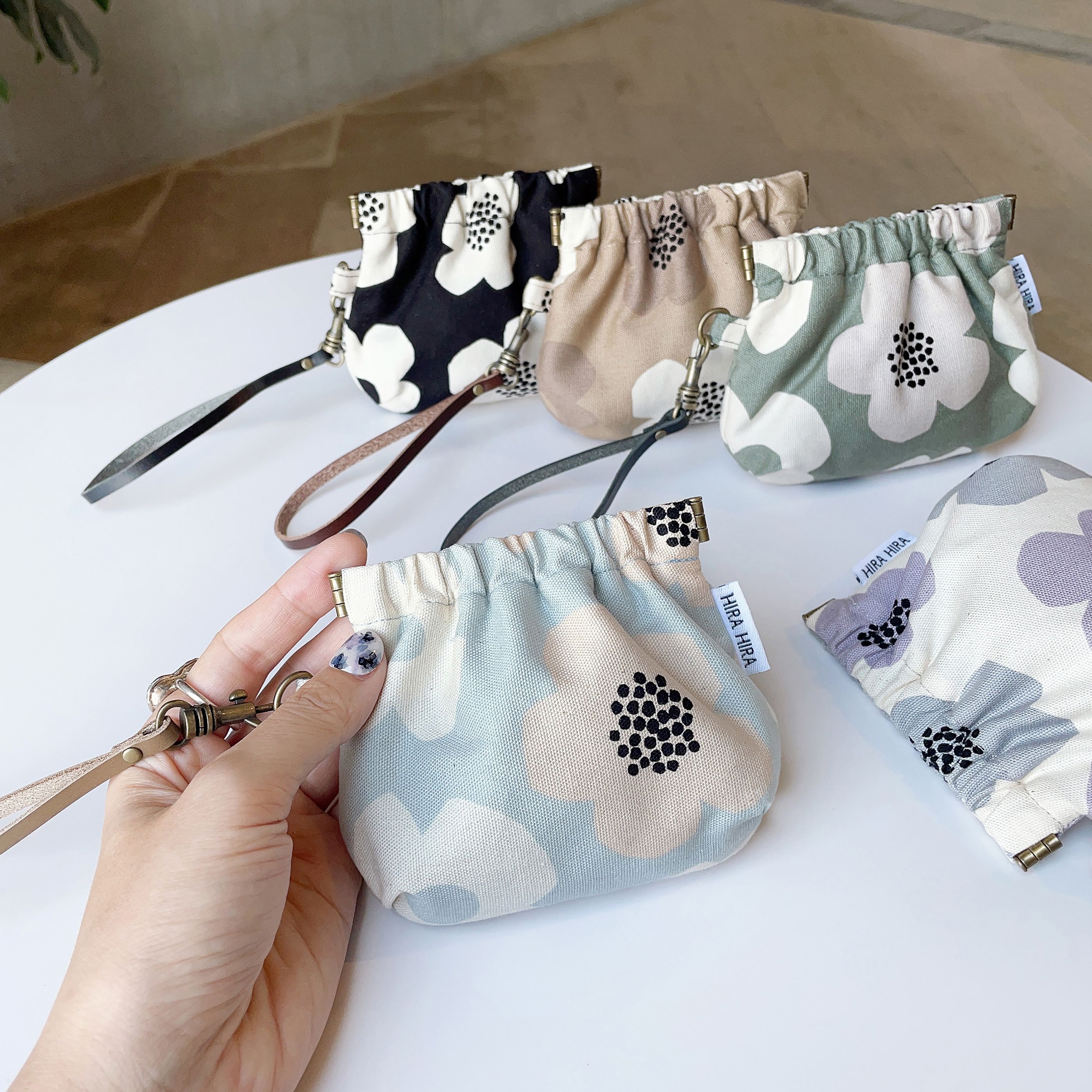 HIRA HIRA ✧ 彈片口金小物袋/日本限定花柄/5色（含皮繩吊飾）