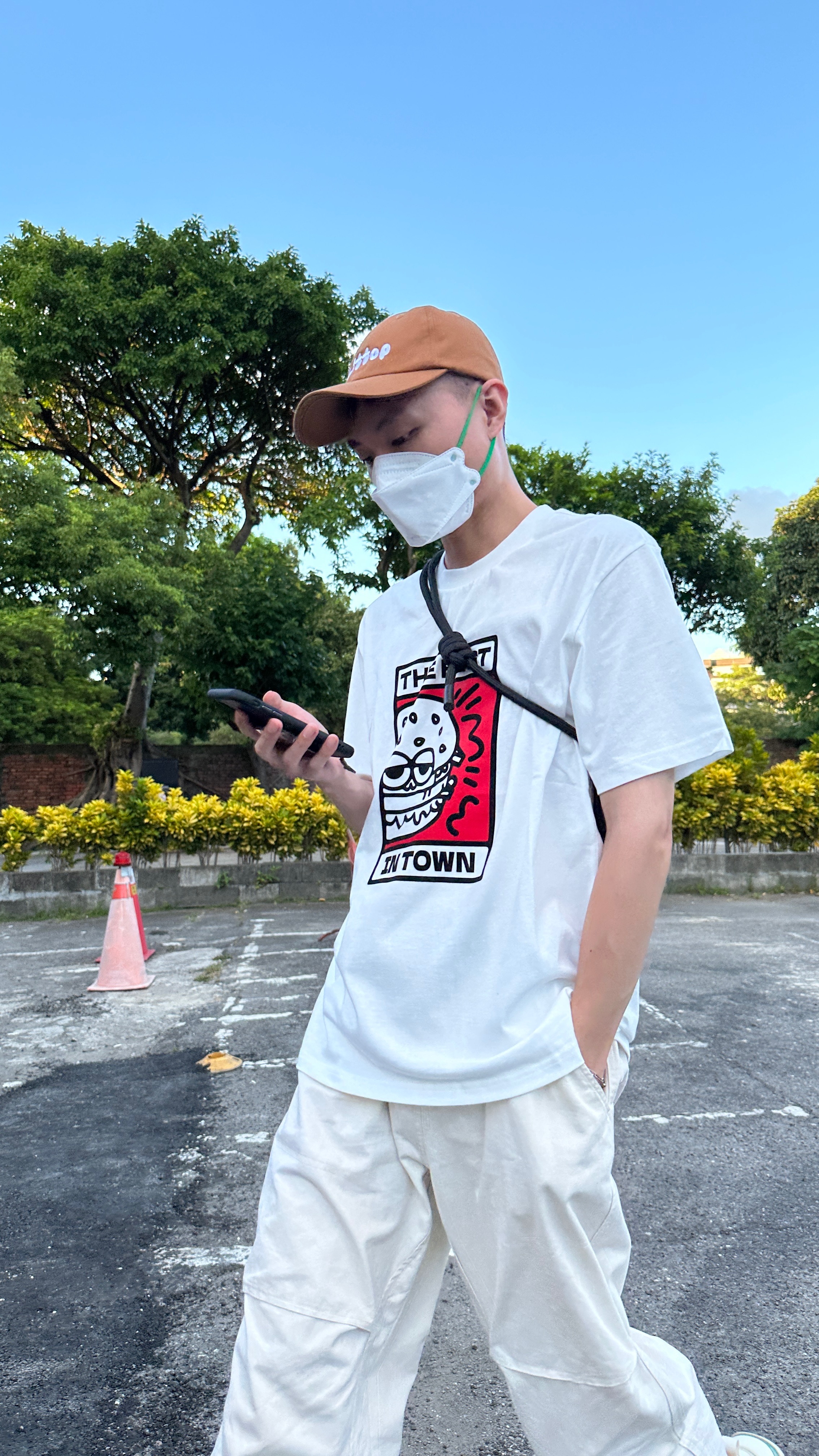 漢堡植絨印花棉TEE