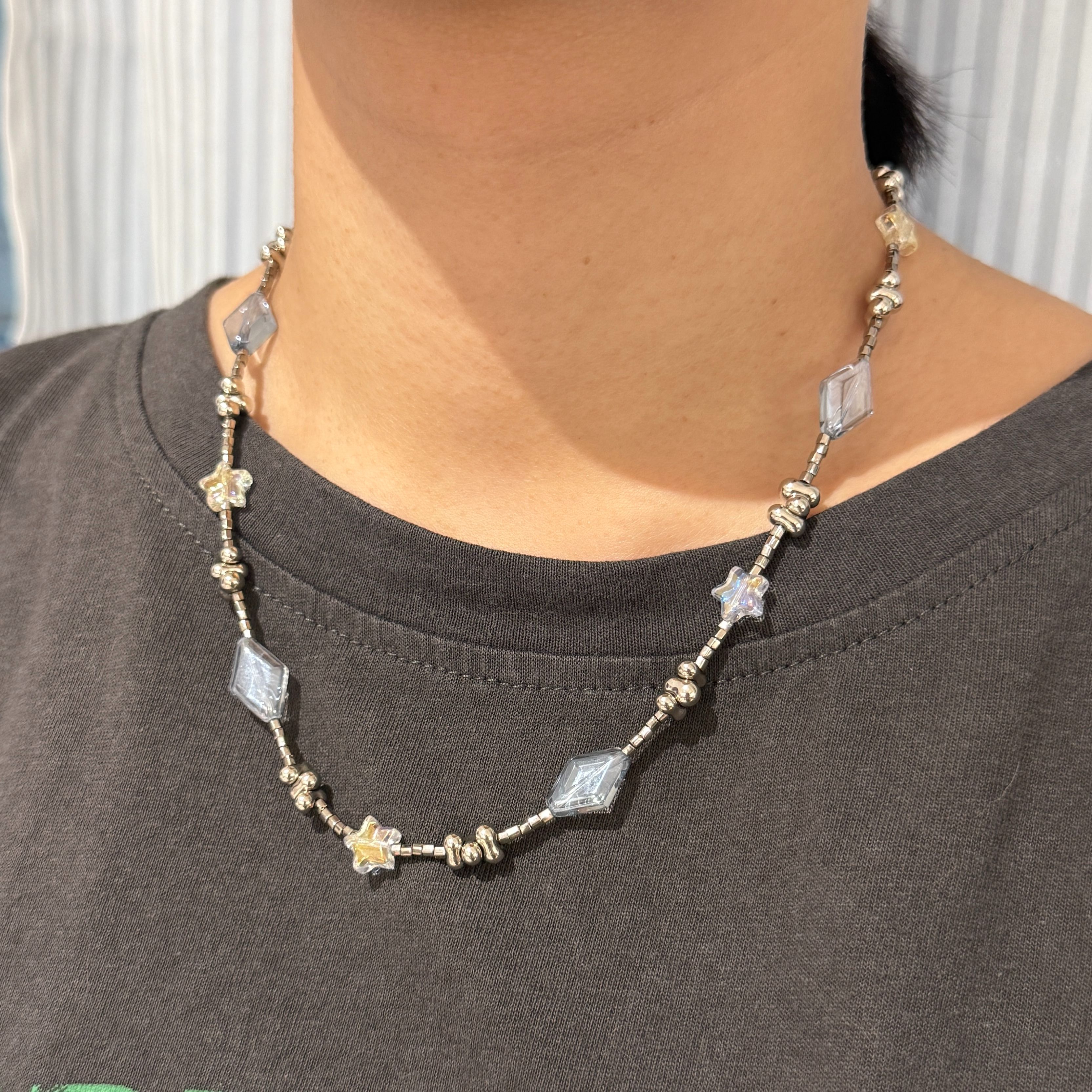 金屬色星星點綴串珠項鍊