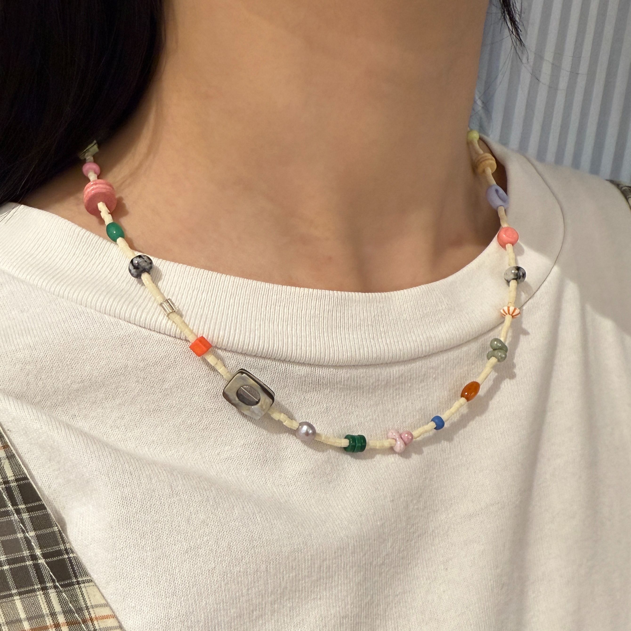 米白多寶閣串珠項鍊