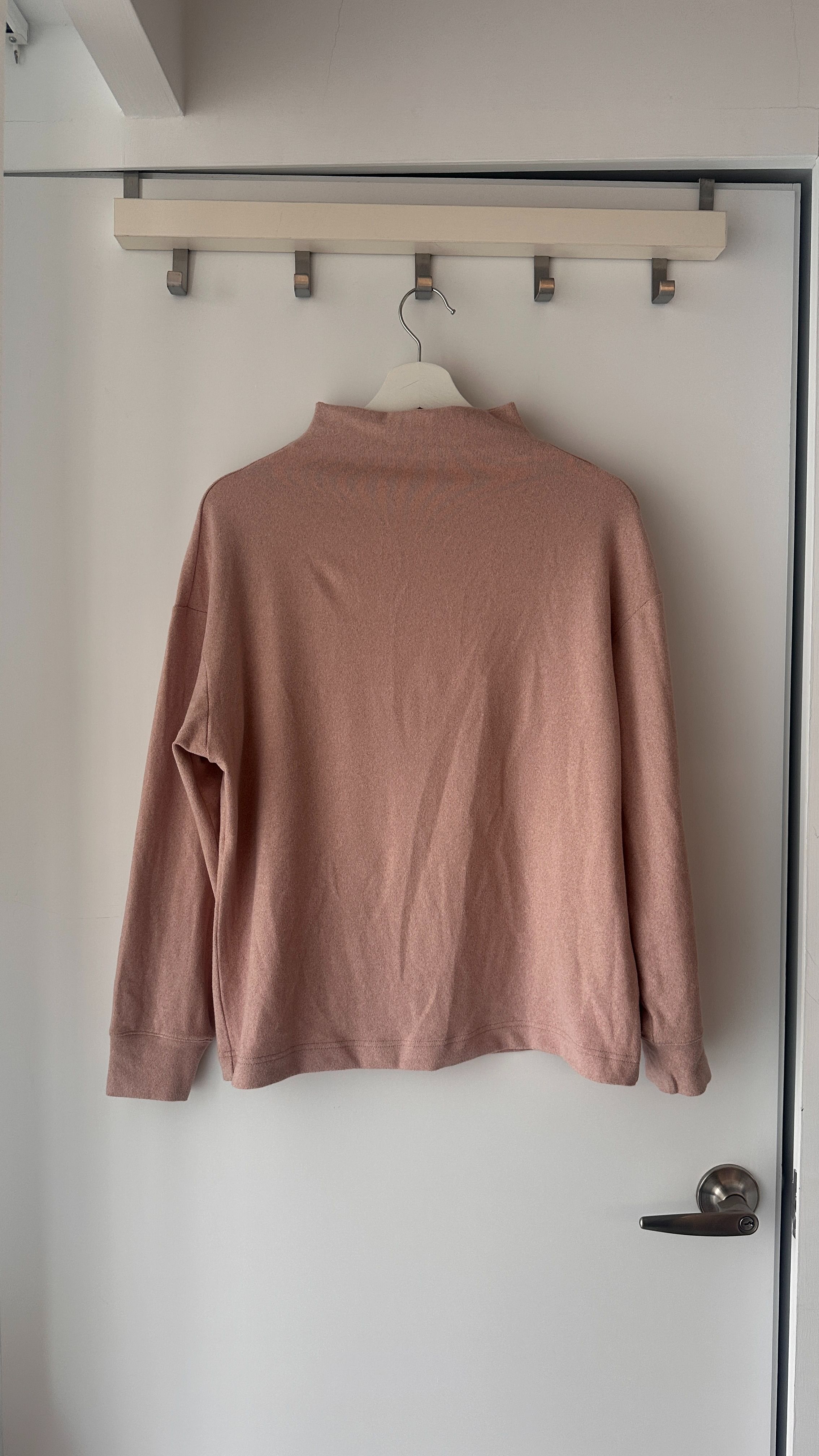 Uniqlo 上衣、格紋洋裝