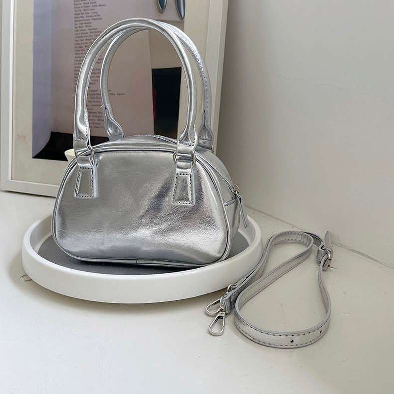 ＜今年必備＞銀色枕頭包