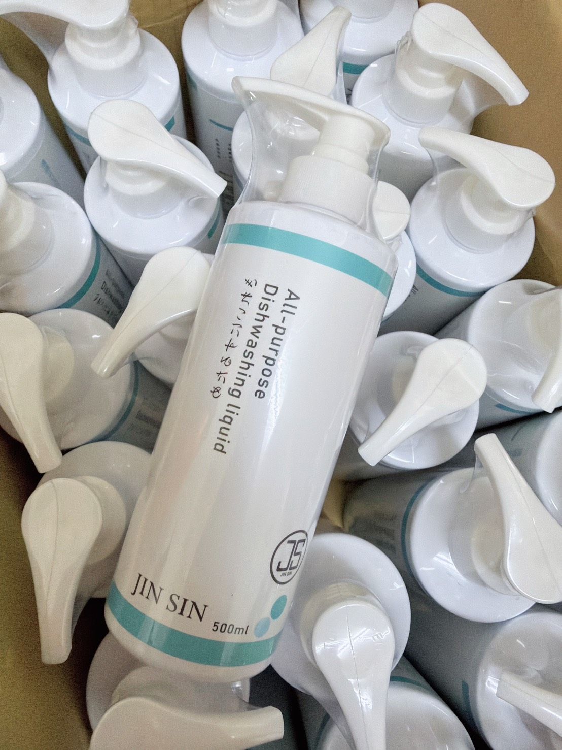 JS多功效亮透洗潔液 500ml 一罐$250