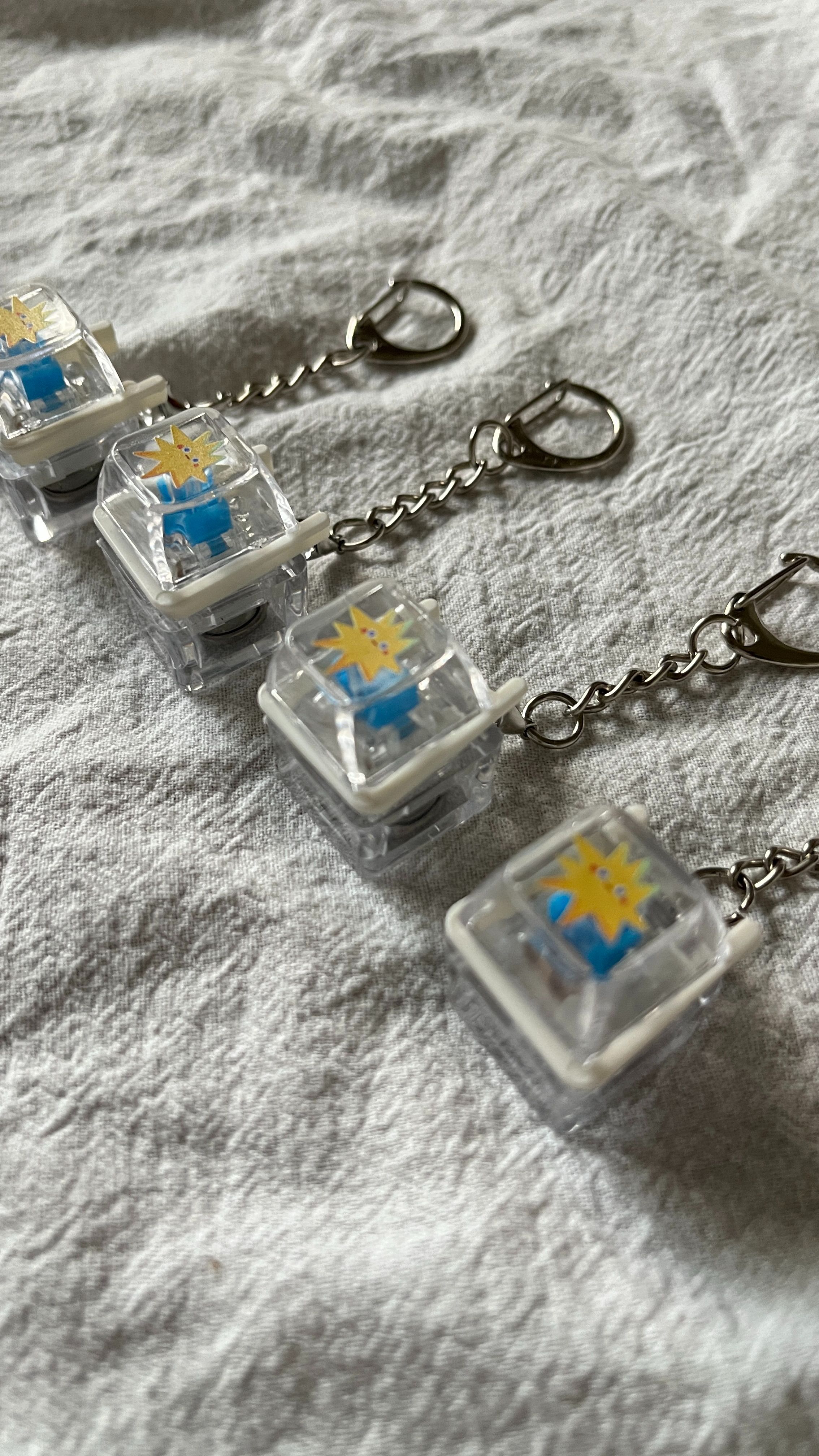 （預購）發光鍵盤舒壓吊飾