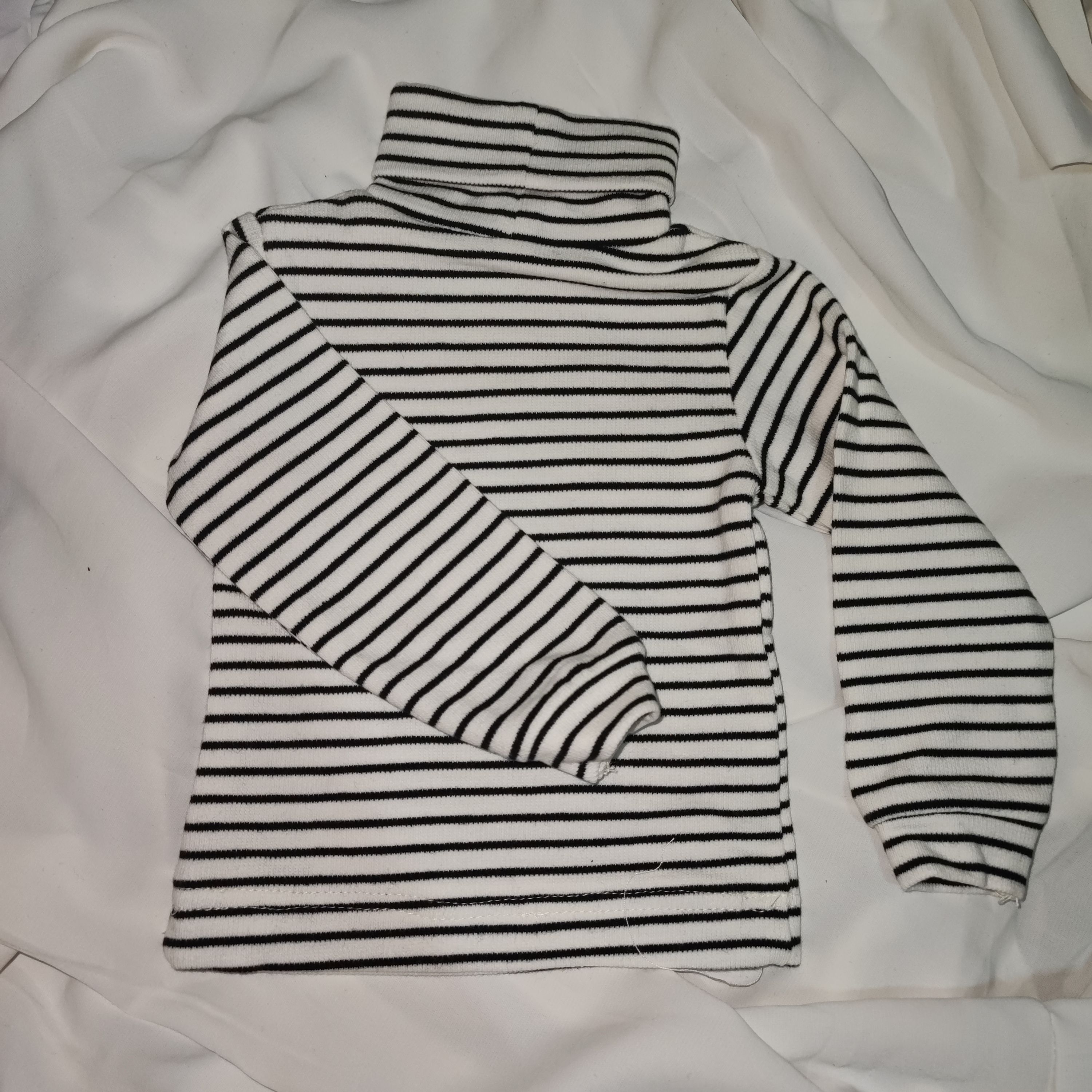 3分/popo68/SD17* 黑白條紋長款圍脖衛衣