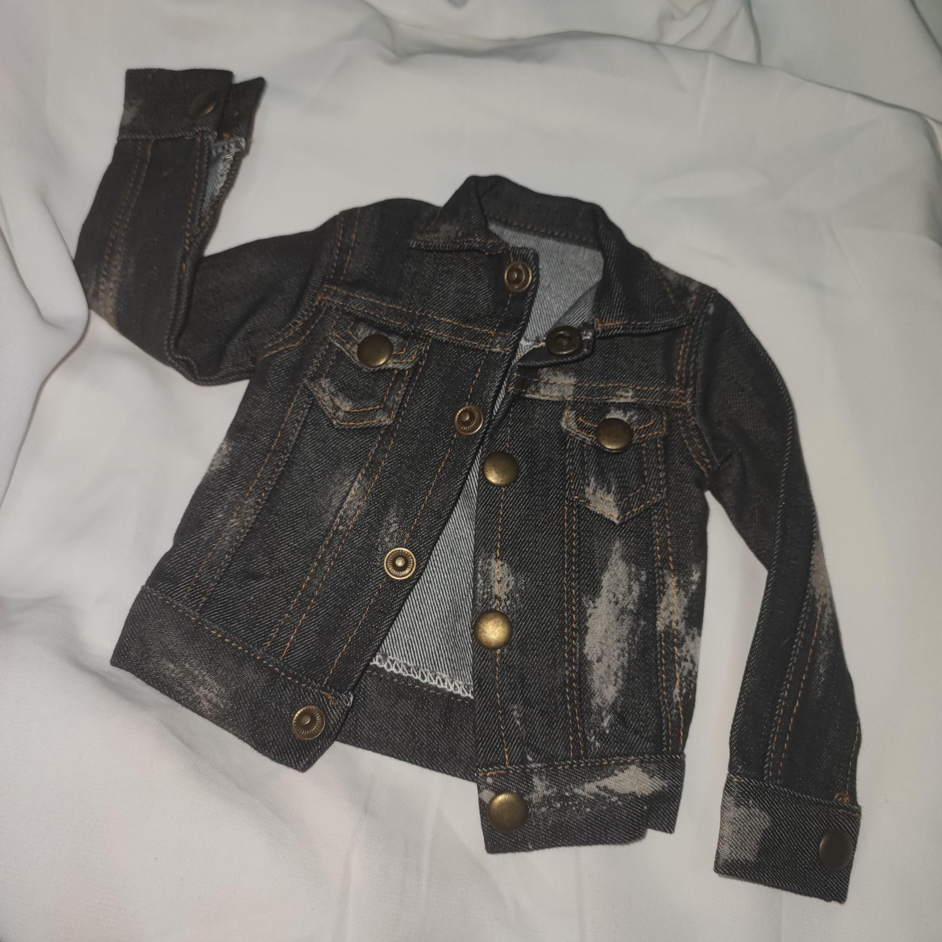 4分 | endless 灰黑色做舊牛仔外套 | 適合骨架大的4分