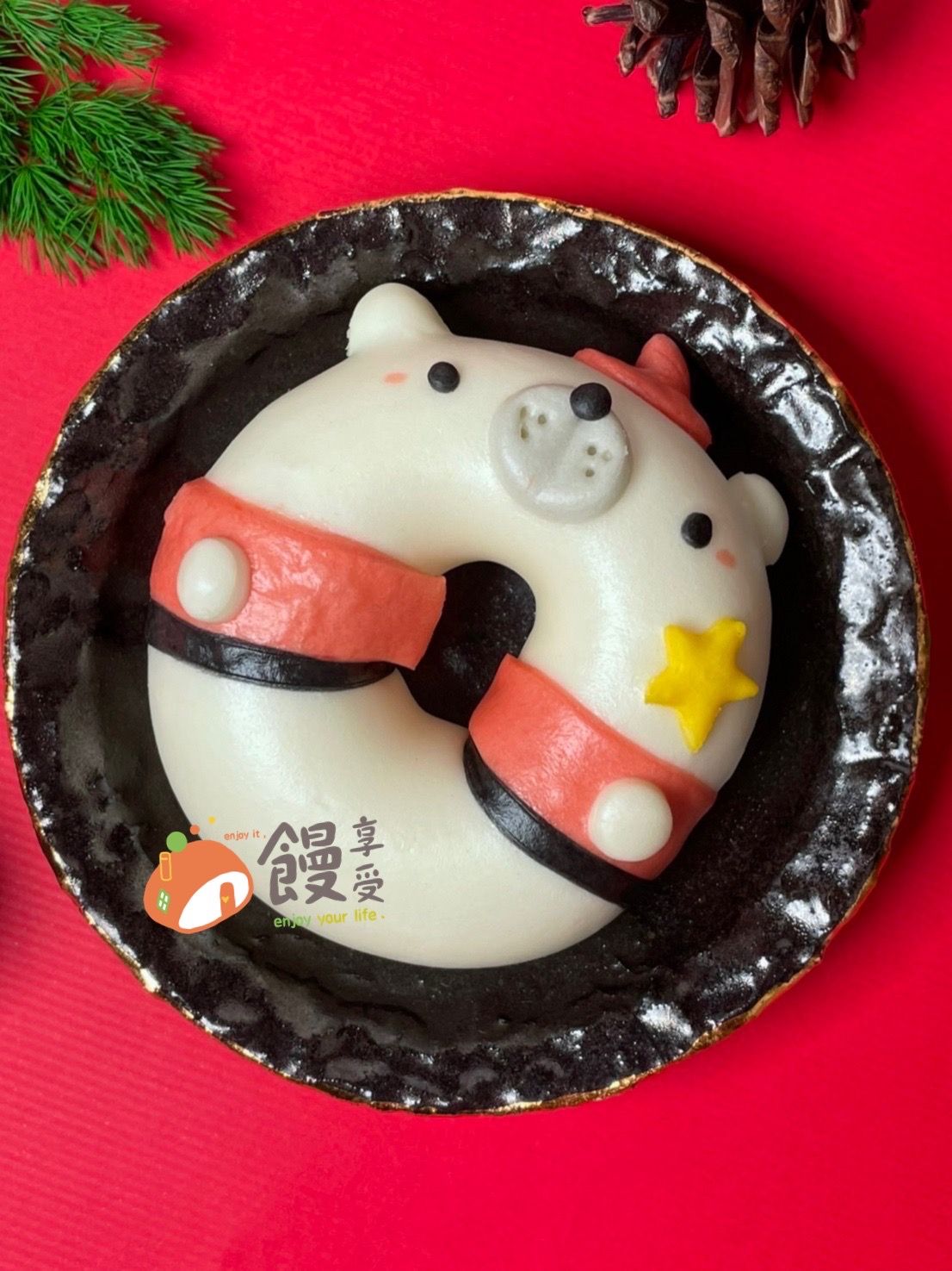 「 聖誕北極熊」甜甜圈鮮奶造型饅頭 （一組六入）