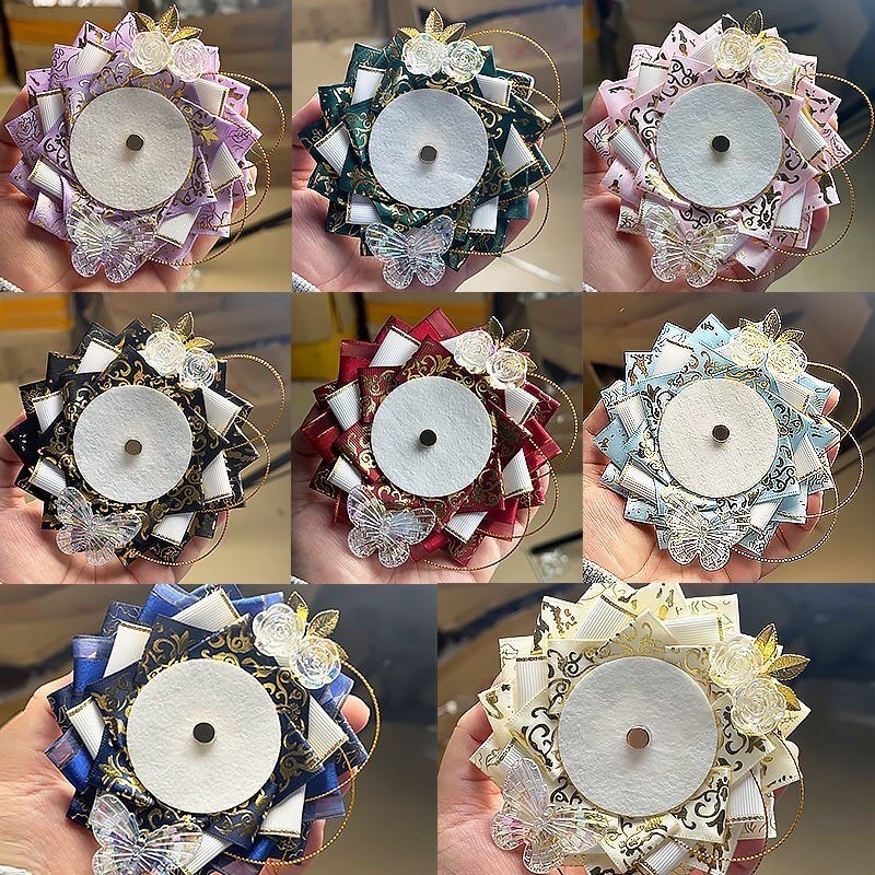 流光蝶影—徽章托，吧唧托，58~75mm適用！（後方有布基膠，可直接黏於扎板，不殘膠，不需要也可直接撕掉。）