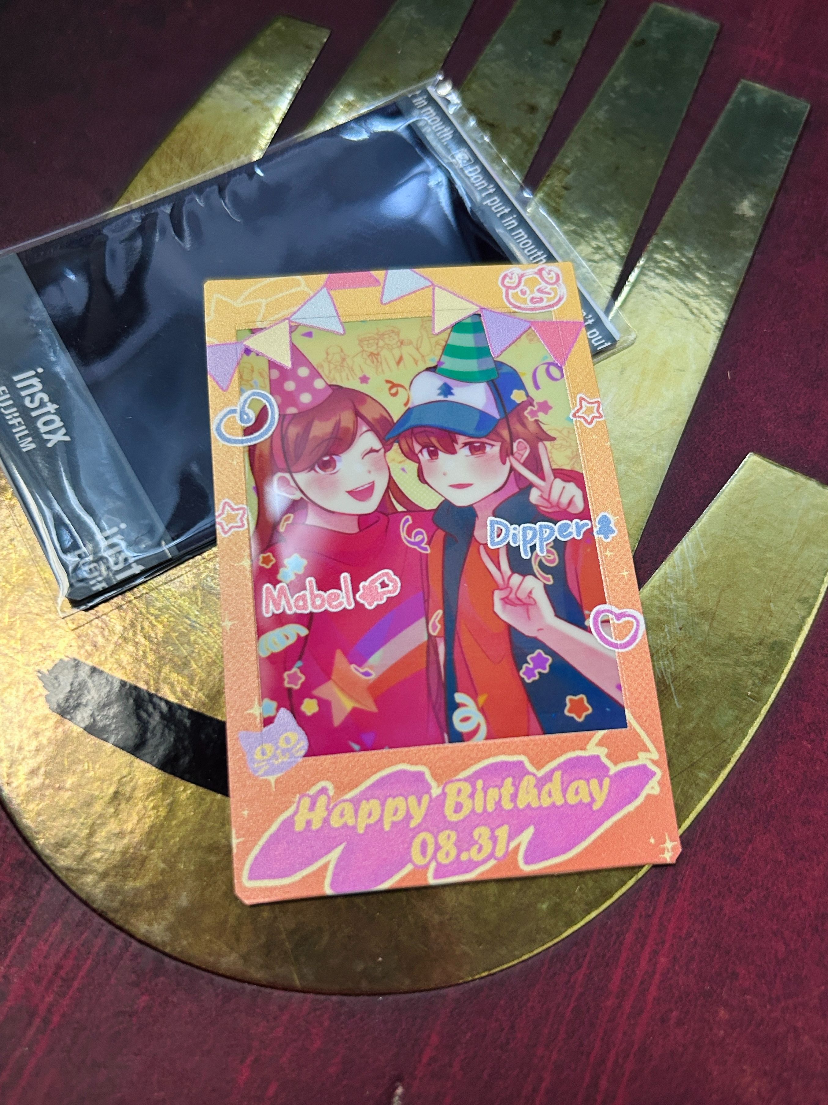 【二創】神秘小鎮大冒險 / 生日拍立得