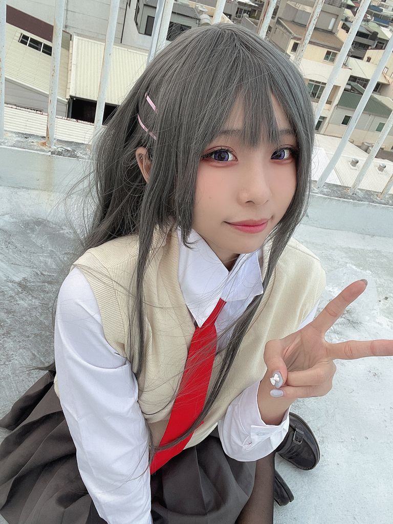 櫻島麻衣