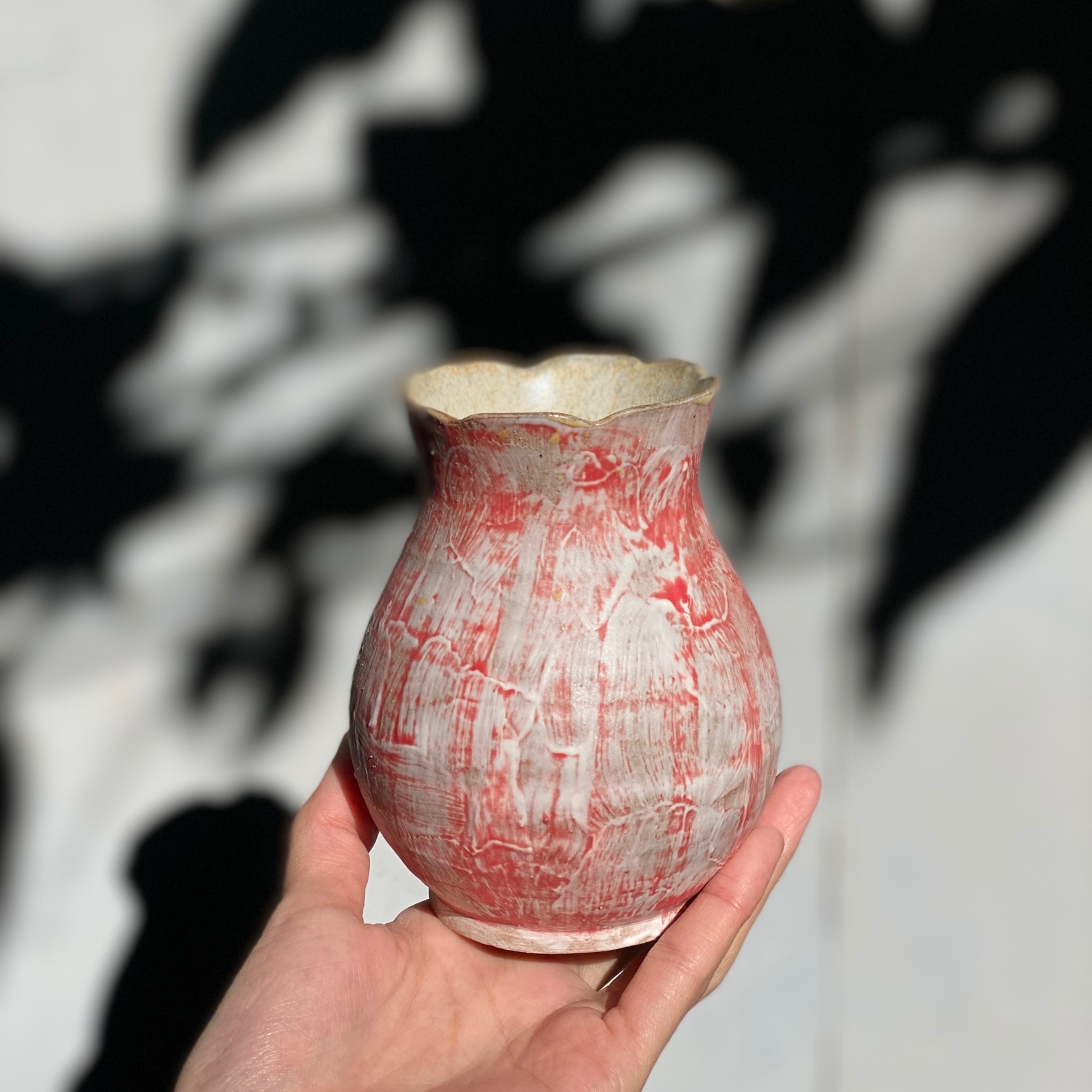 筆觸感 小紅花瓶