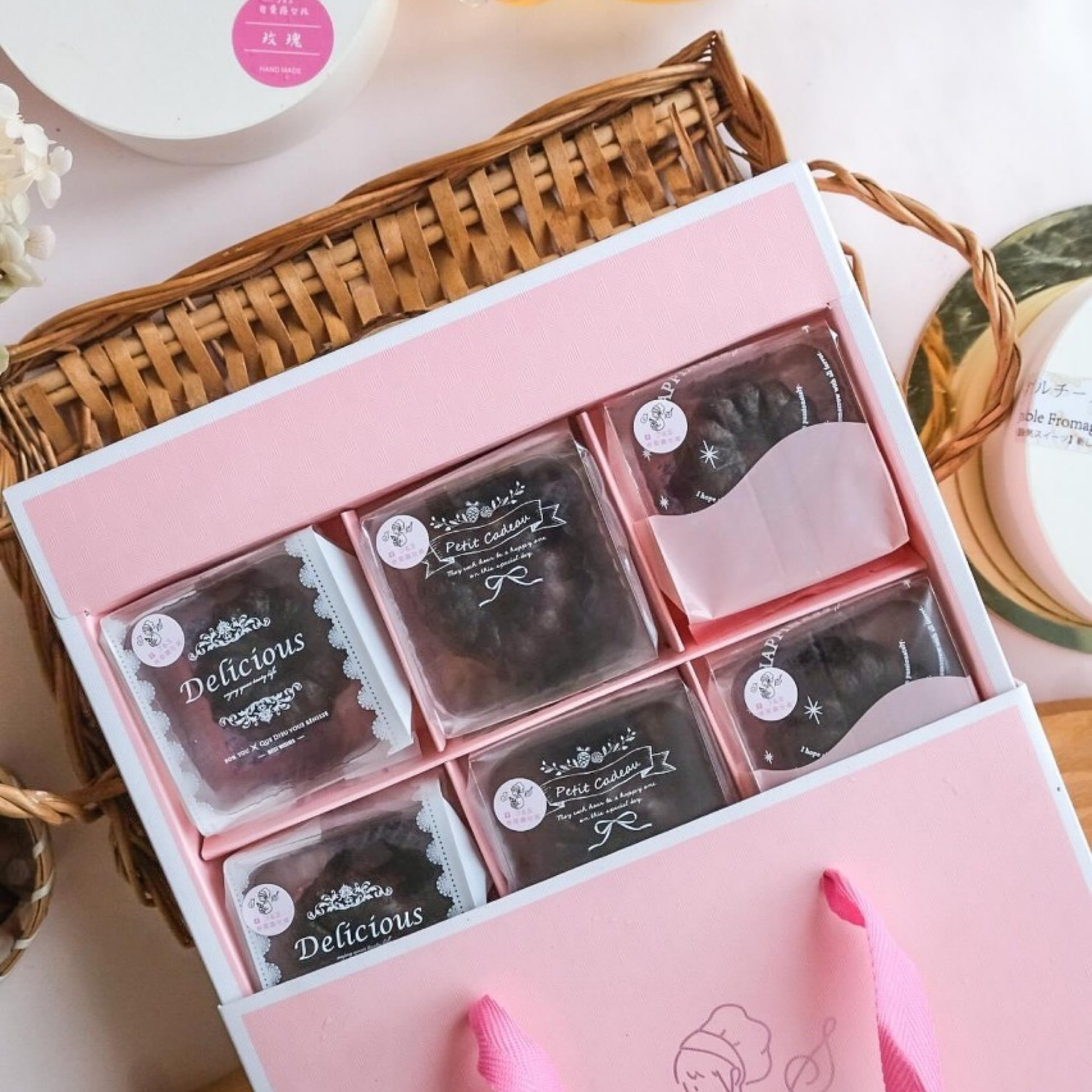 岢栗蕗女孩品牌可麗露6入禮盒