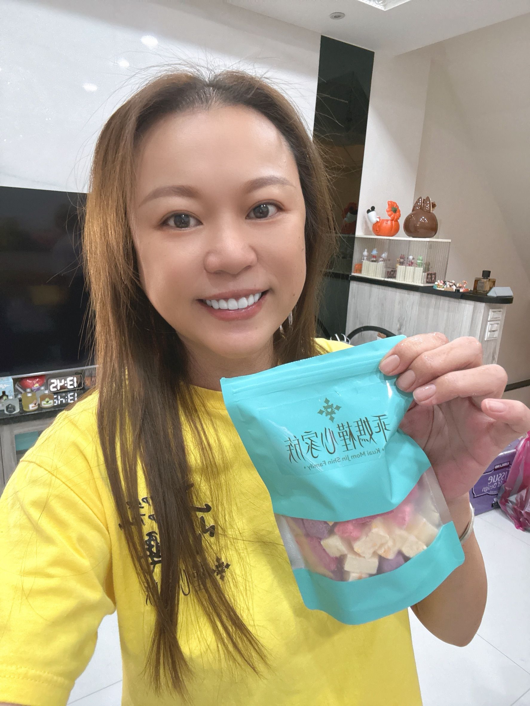 綜合水果凍乾酸奶塊（100g）  價格：219元