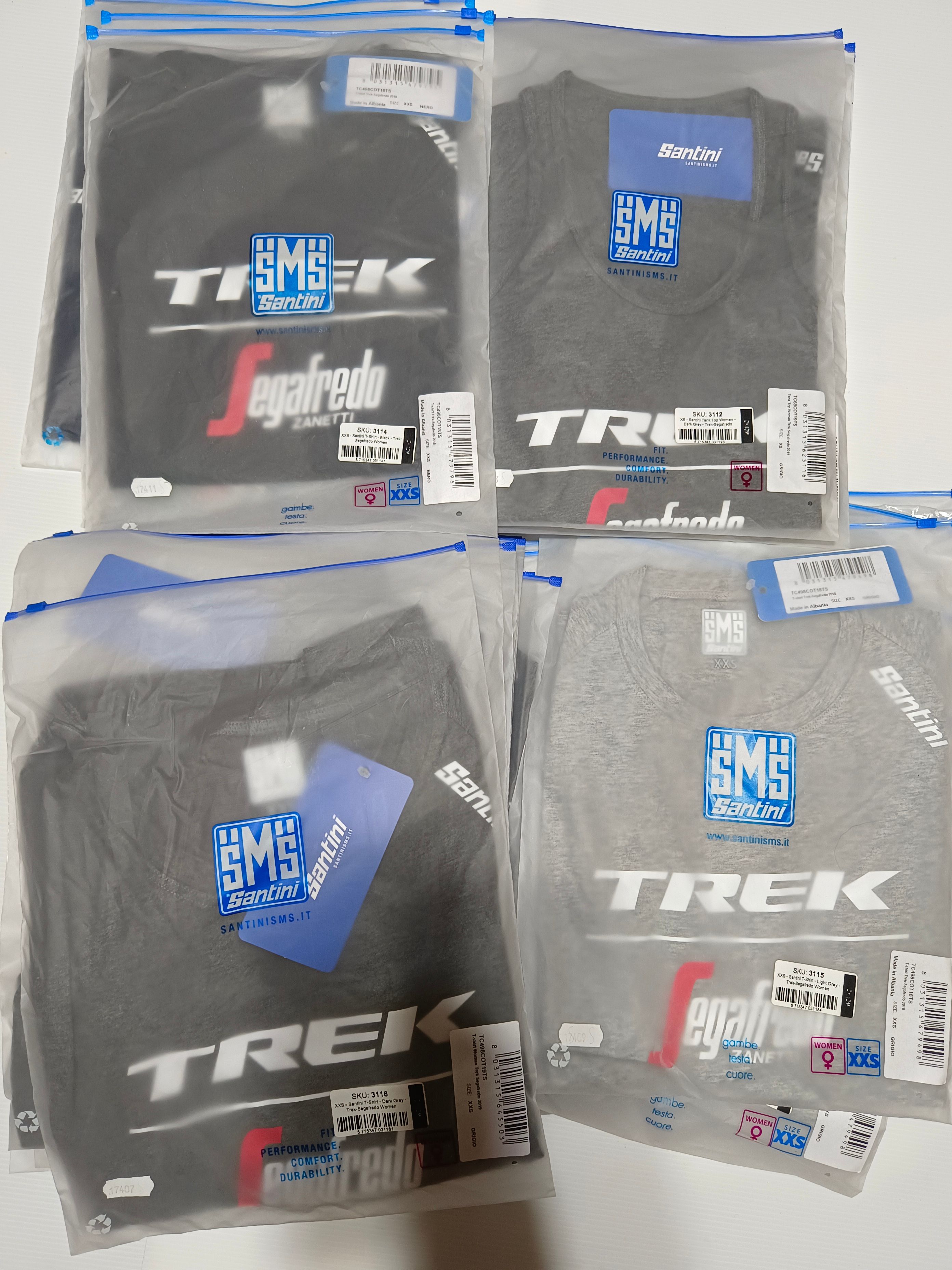 義大利Santini TREK車隊 女款T恤 只有XXS號 建議售價1280