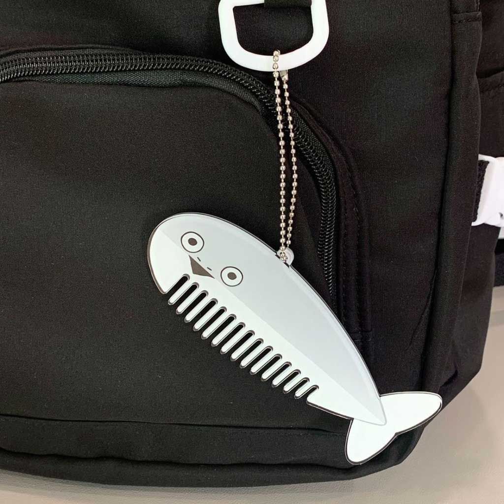 薩卡班甲魚 壓克力梳子造型吊飾 搞怪梳子 閨蜜禮物 生日禮物 交換禮物 開學禮物