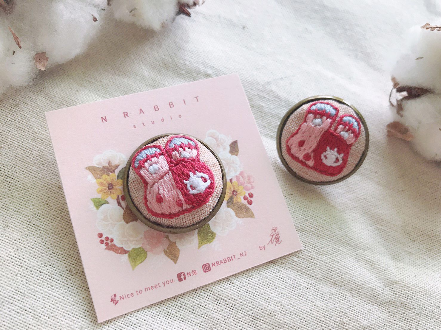 純手工刺繡小物N兔鈕扣胸針別針