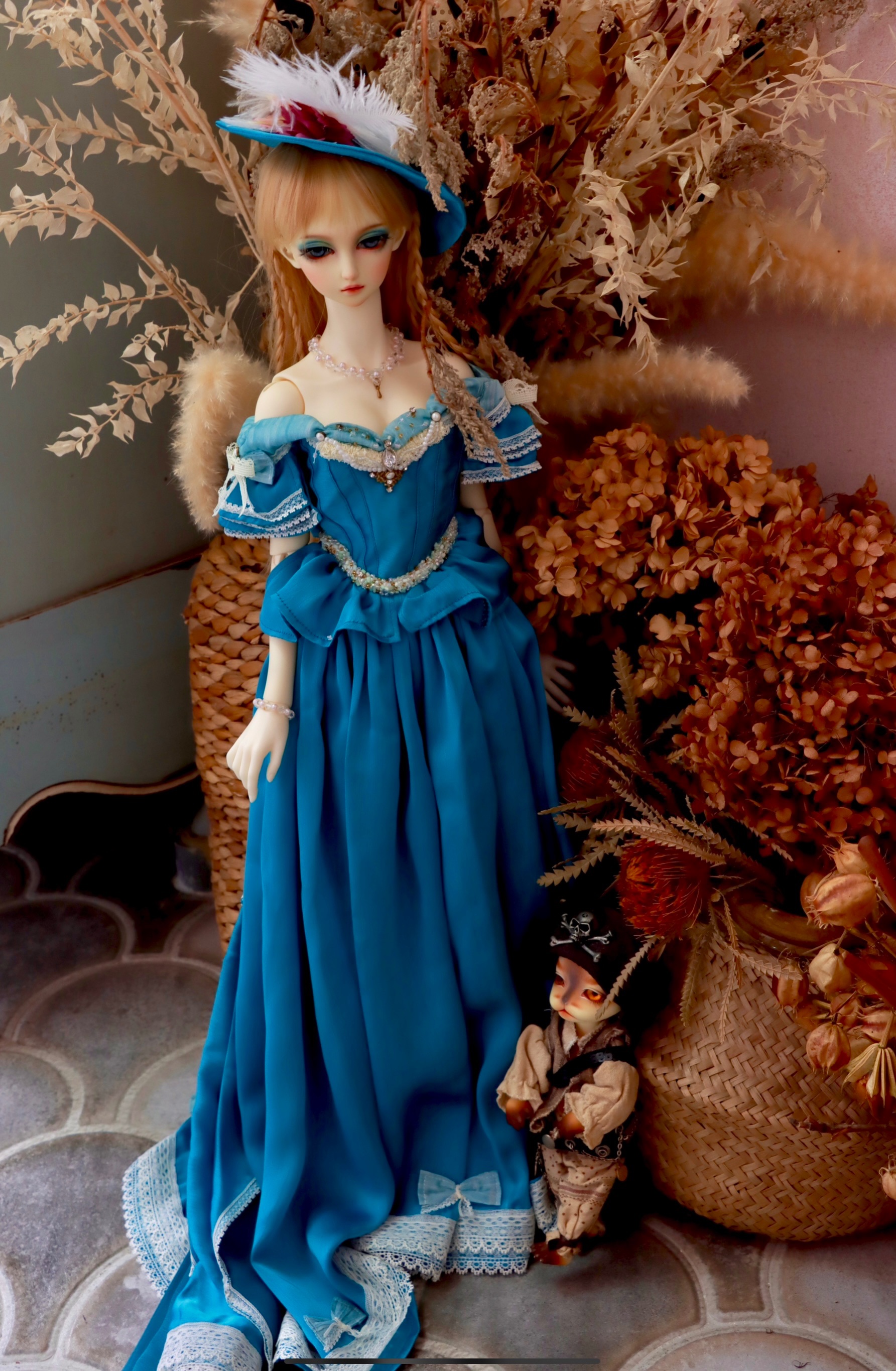 SD16/大女 菲爾-孔雀藍洋裝＂莎弗萊＂