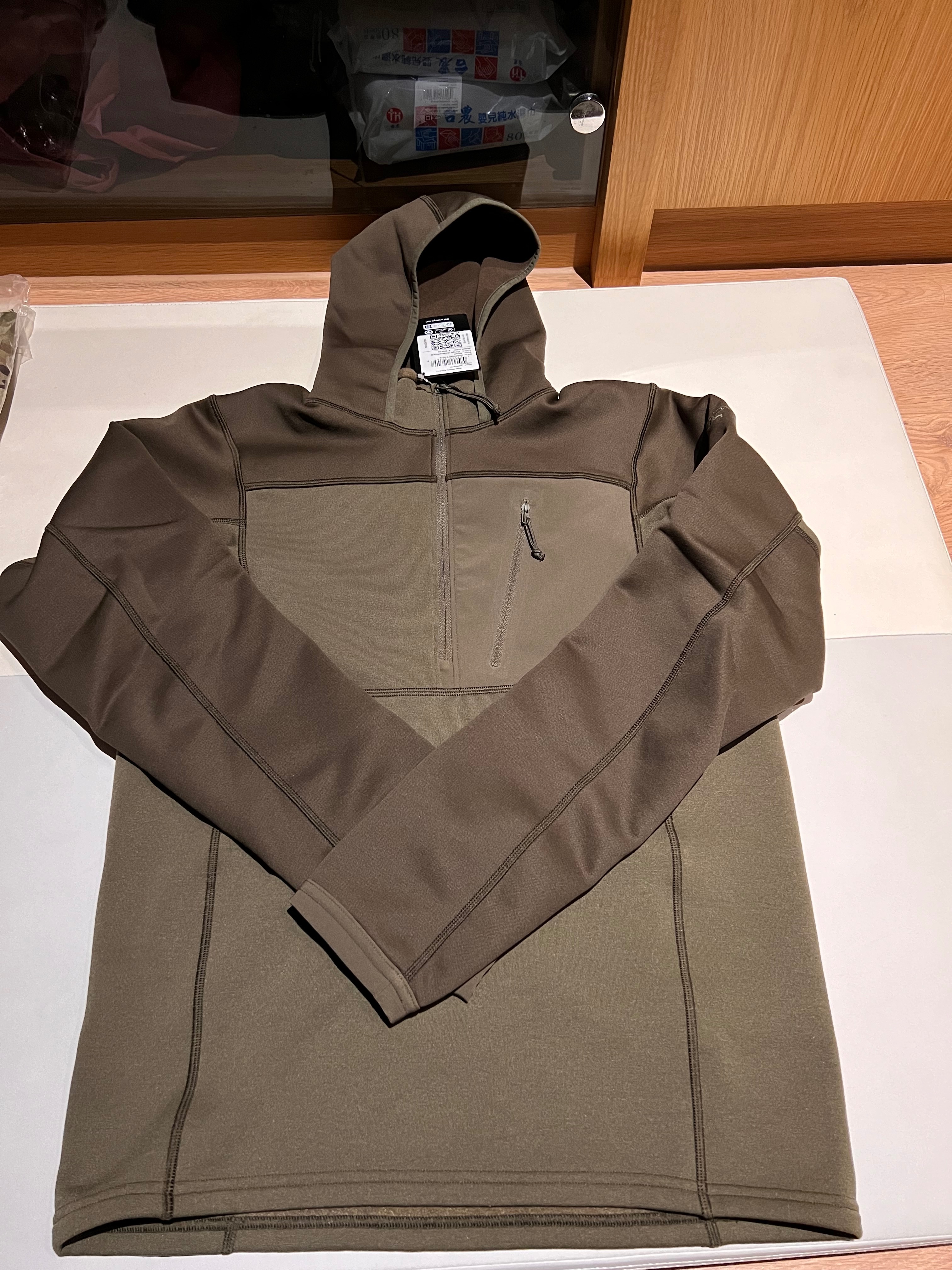 Arcteryx LEAF Naga Hoody gen3.1