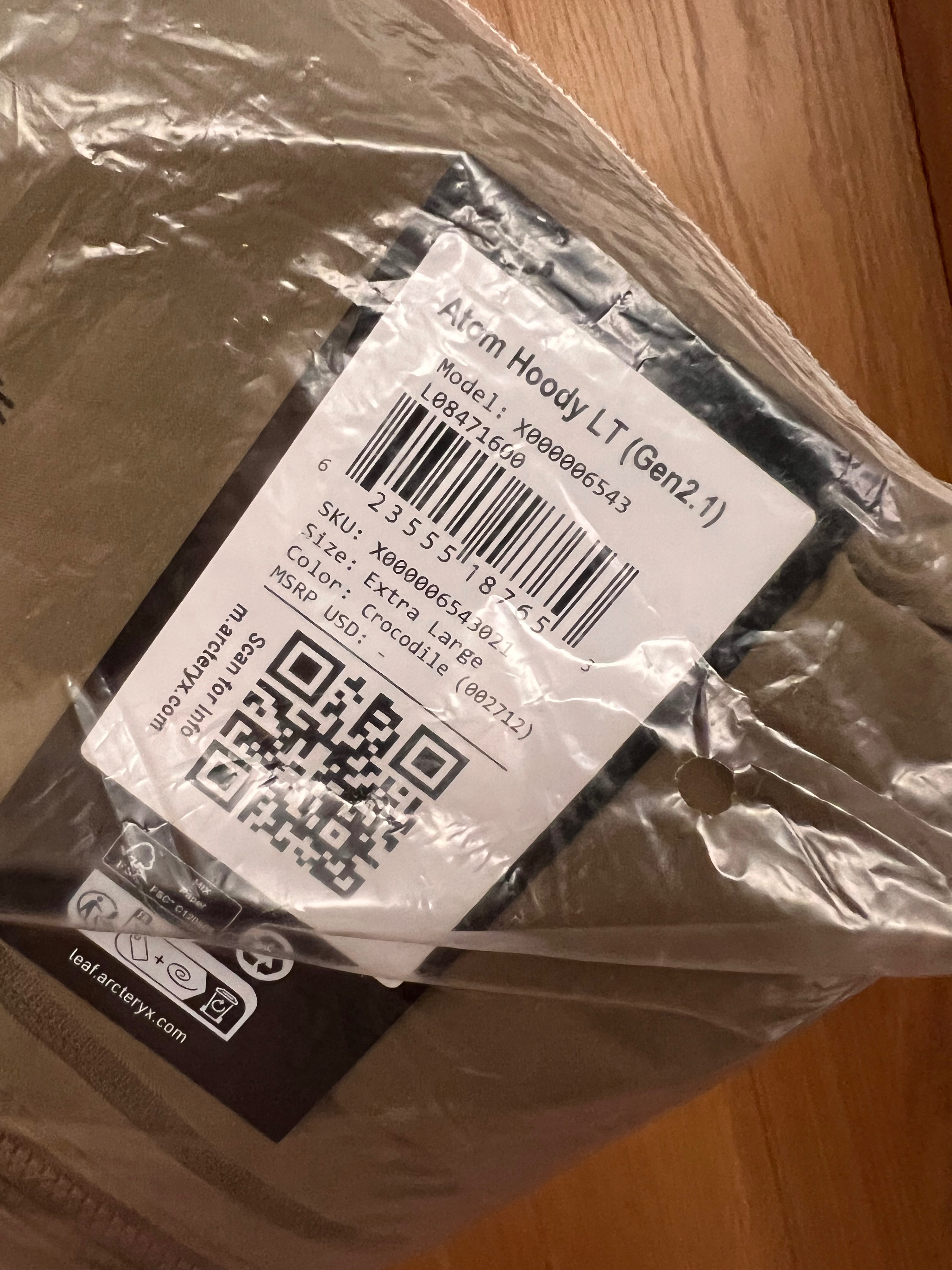 arc’teryx leaf atom lt