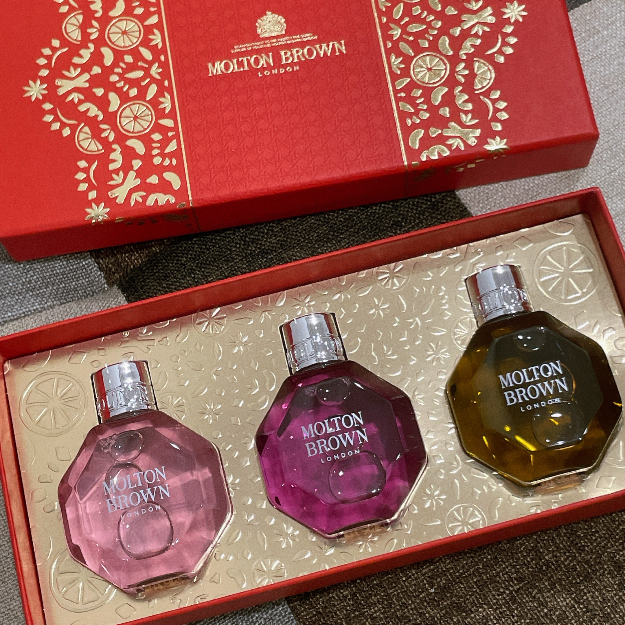 Molton Brown摩頓布朗🇬🇧皇室御用香氛品牌 2023季節限定沐浴精禮盒組