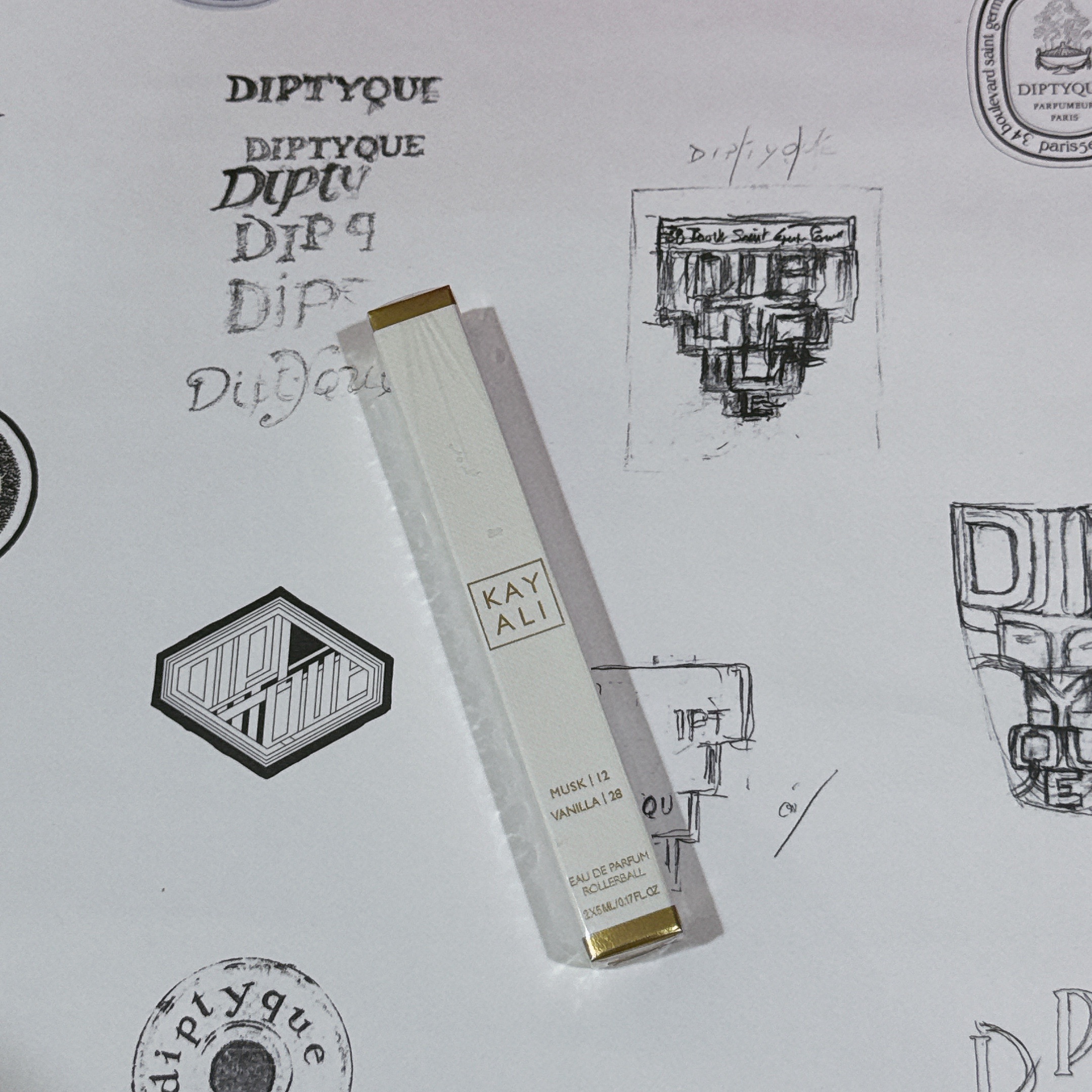 Huda beauty滾珠香水