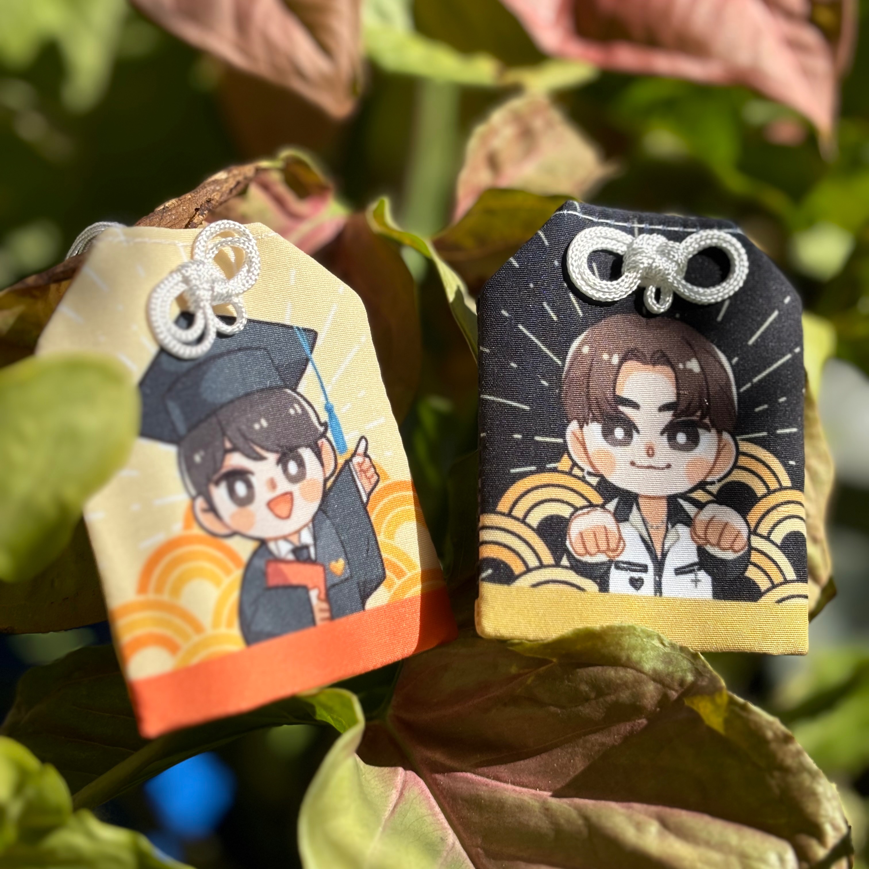 ［1/15 中午12:30開放下單］PerthChimon 御守🖤💛