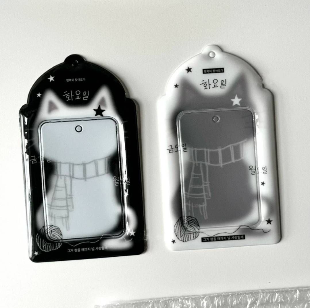 黑白貓3吋PVC卡套 含珠鍊