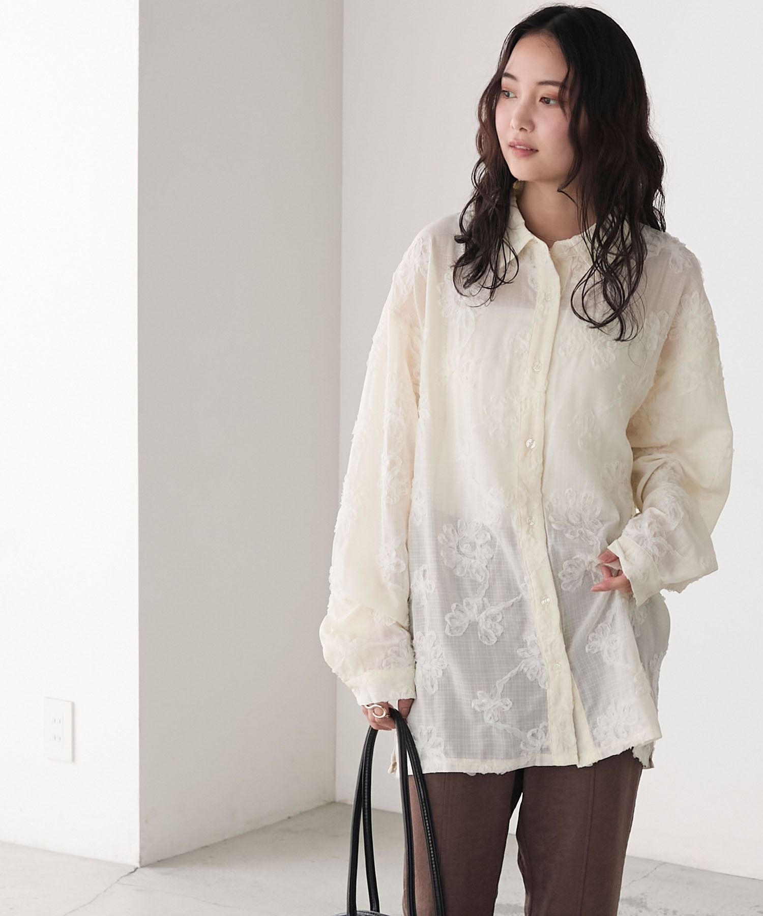 2900 花卉緹花襯衫