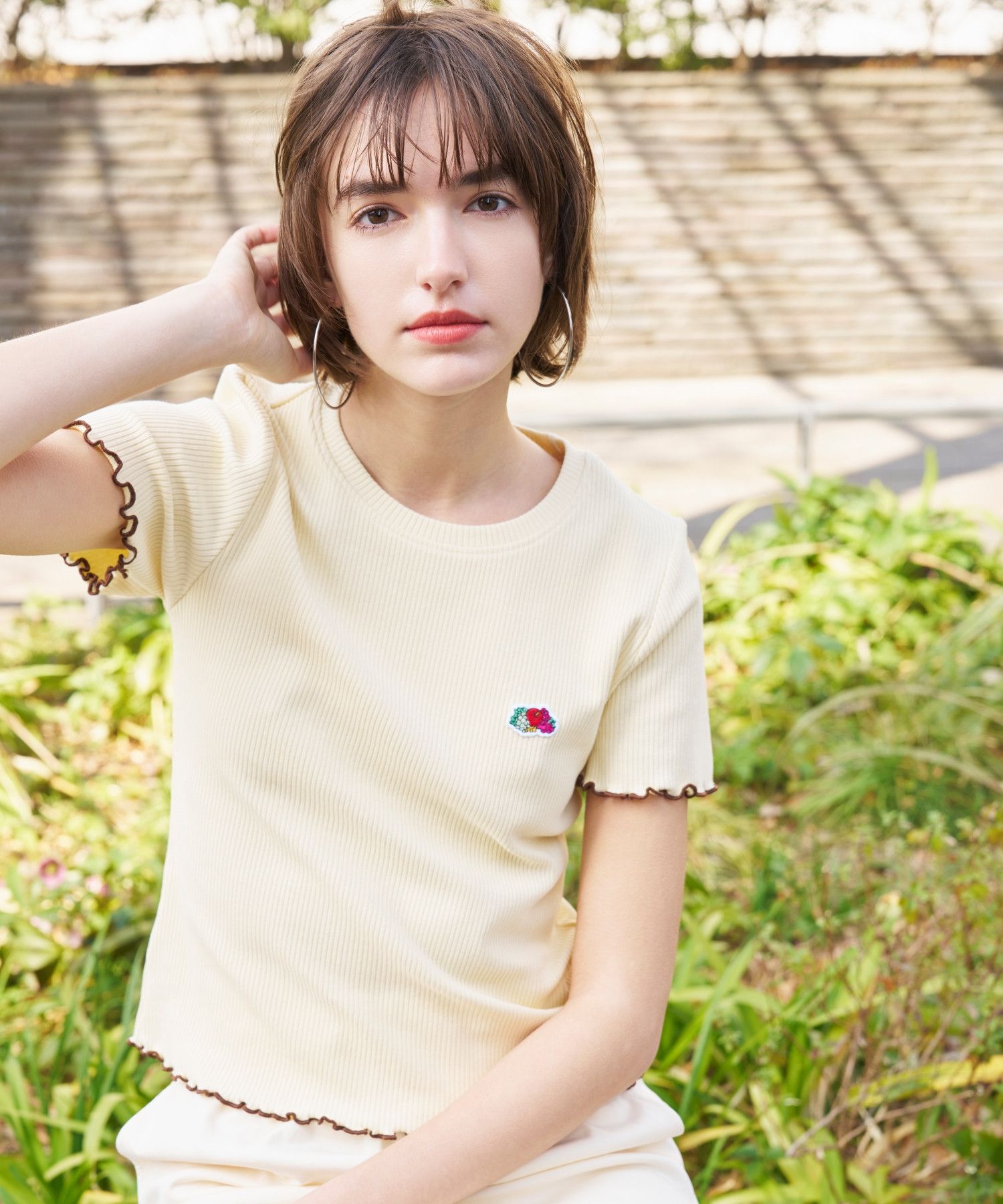 2942 木耳邊羅紋短袖T恤