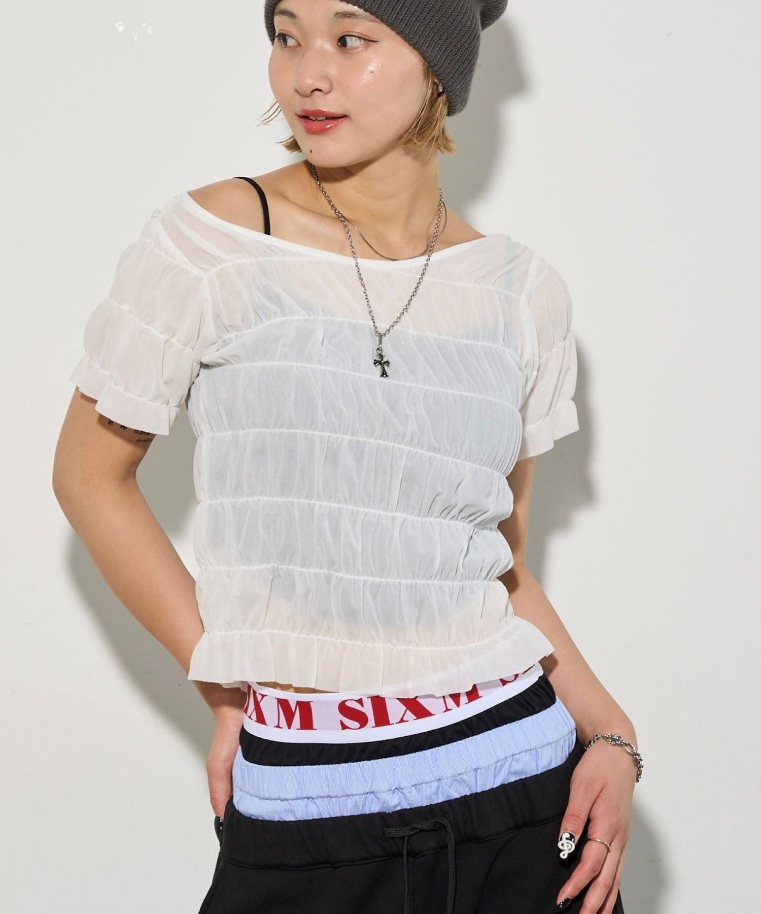 2981 透膚褶皺TEE