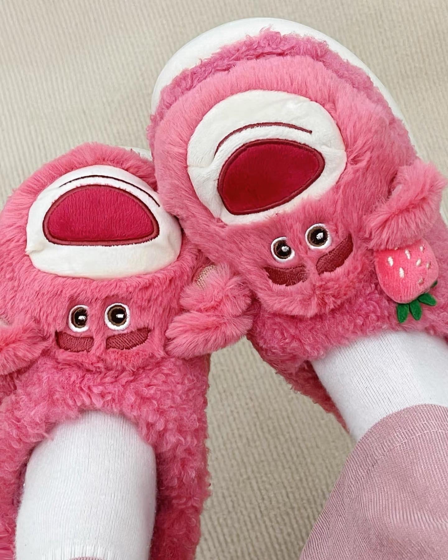 草莓熊 毛絨拖鞋