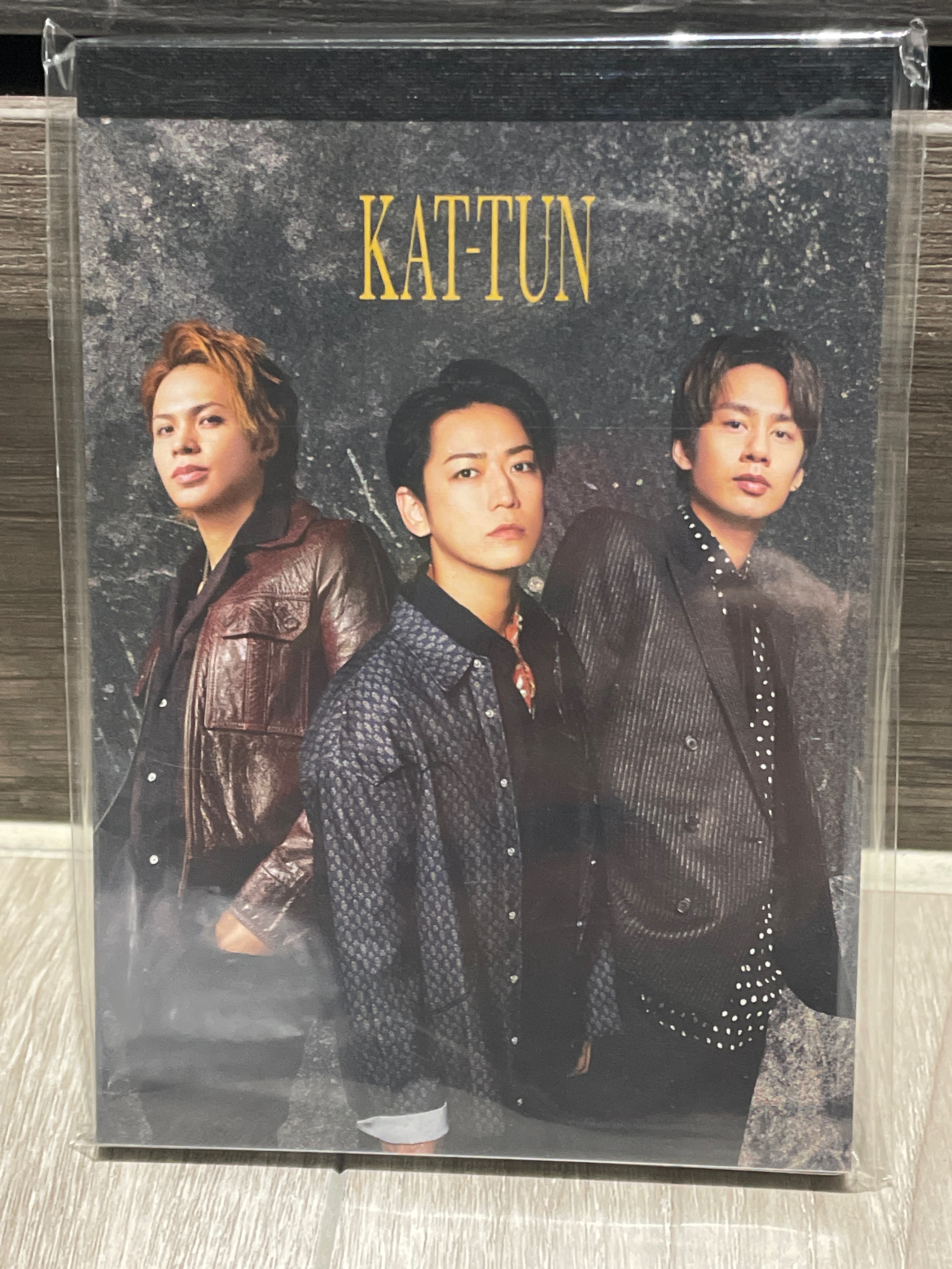 KAT-TUN