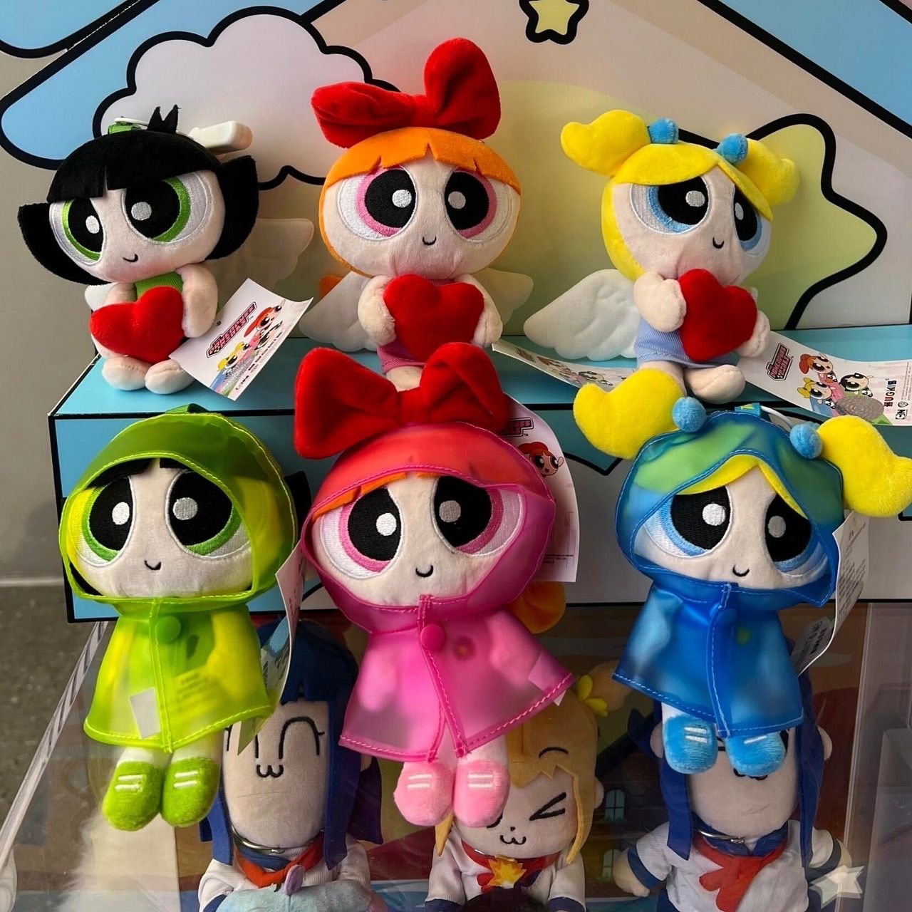 ＜預購＞正版授權 飛天小女警 毛絨吊飾 雨衣款 天使款