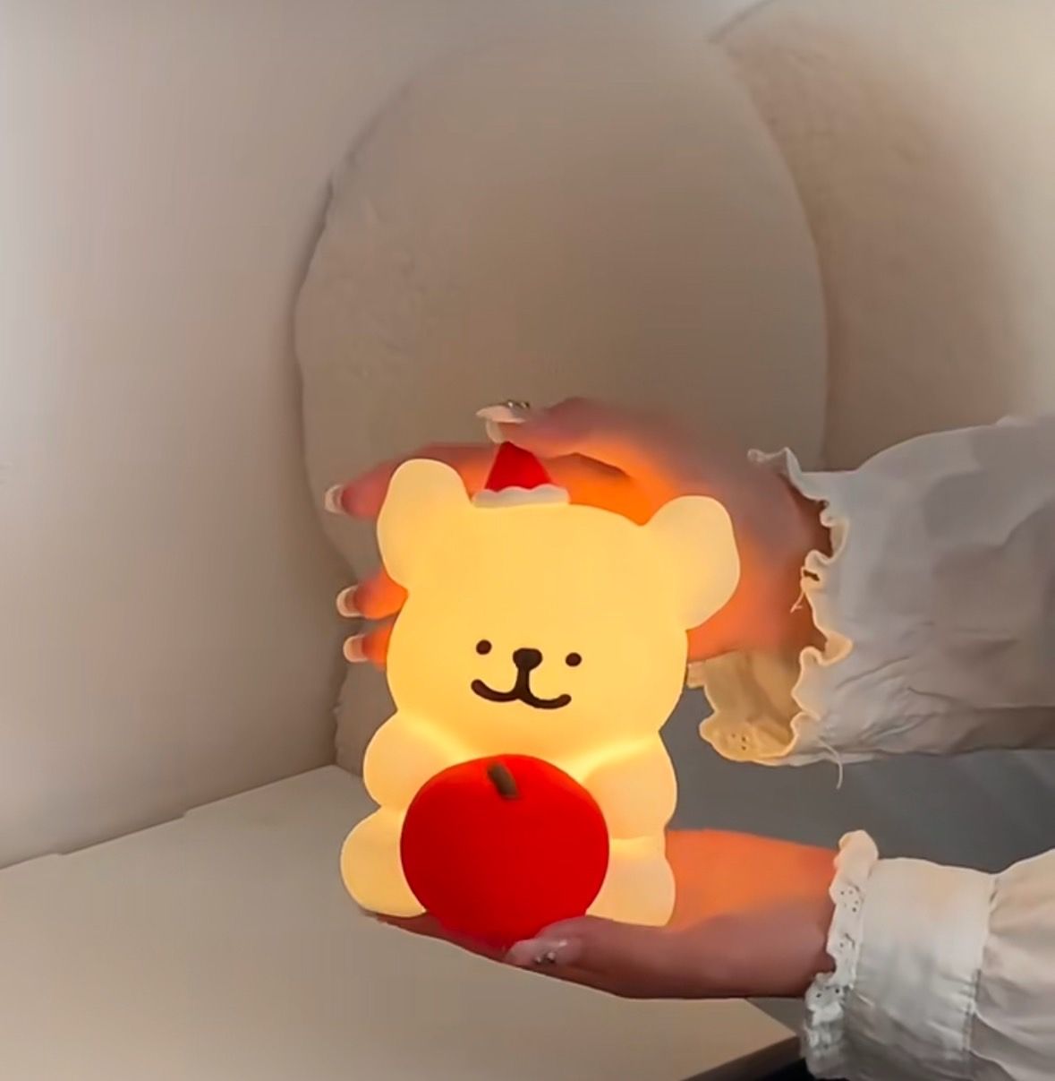 ＜預購＞ 正版線條小狗 拍拍燈 星 星小夜燈 快樂小狗 蘋 果小狗