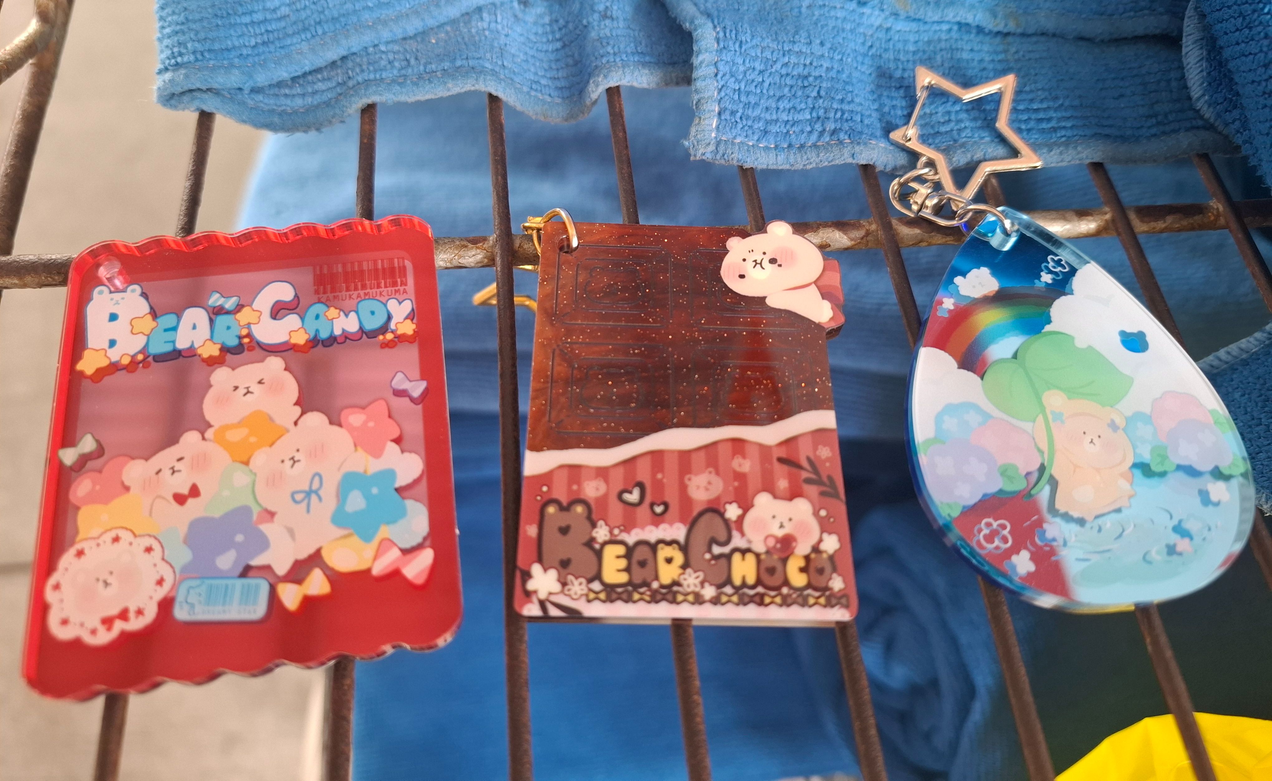原創新品| 咬咬熊系列壓克力吊飾