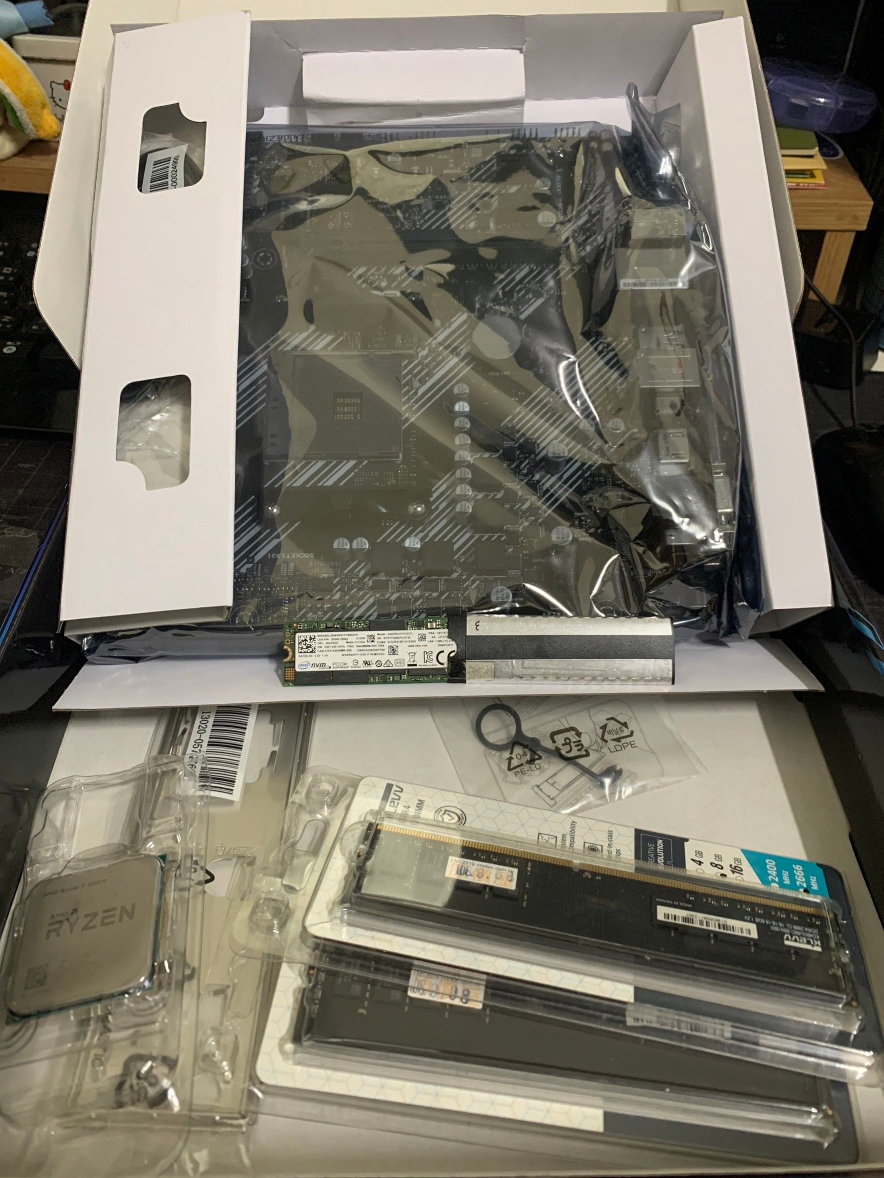 【R5 1600+B450M-K + 16G RAM + 512G M.2 SSD+RX 570】LINE:小凱下標