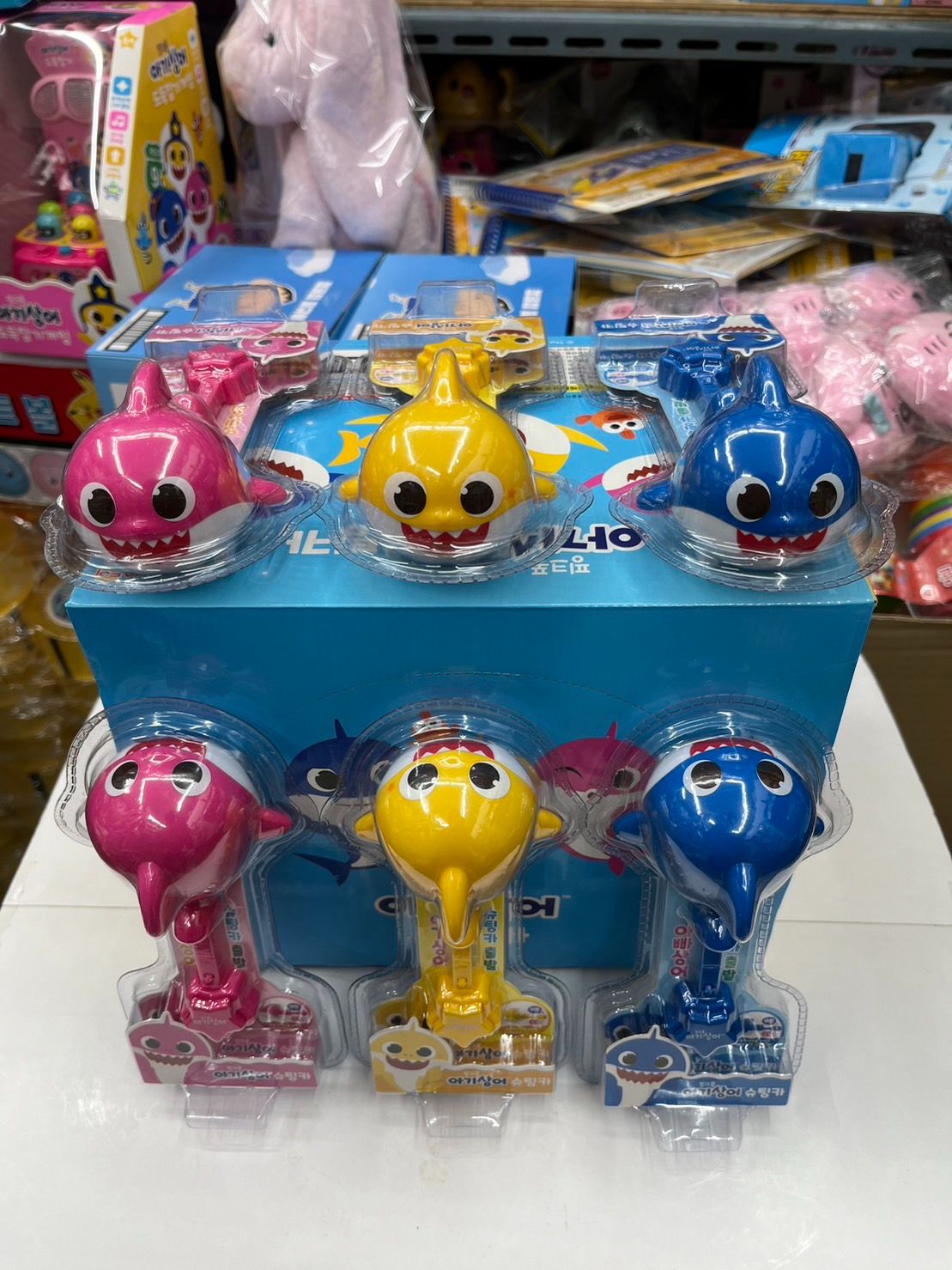 彈力鯊魚寶寶隨機