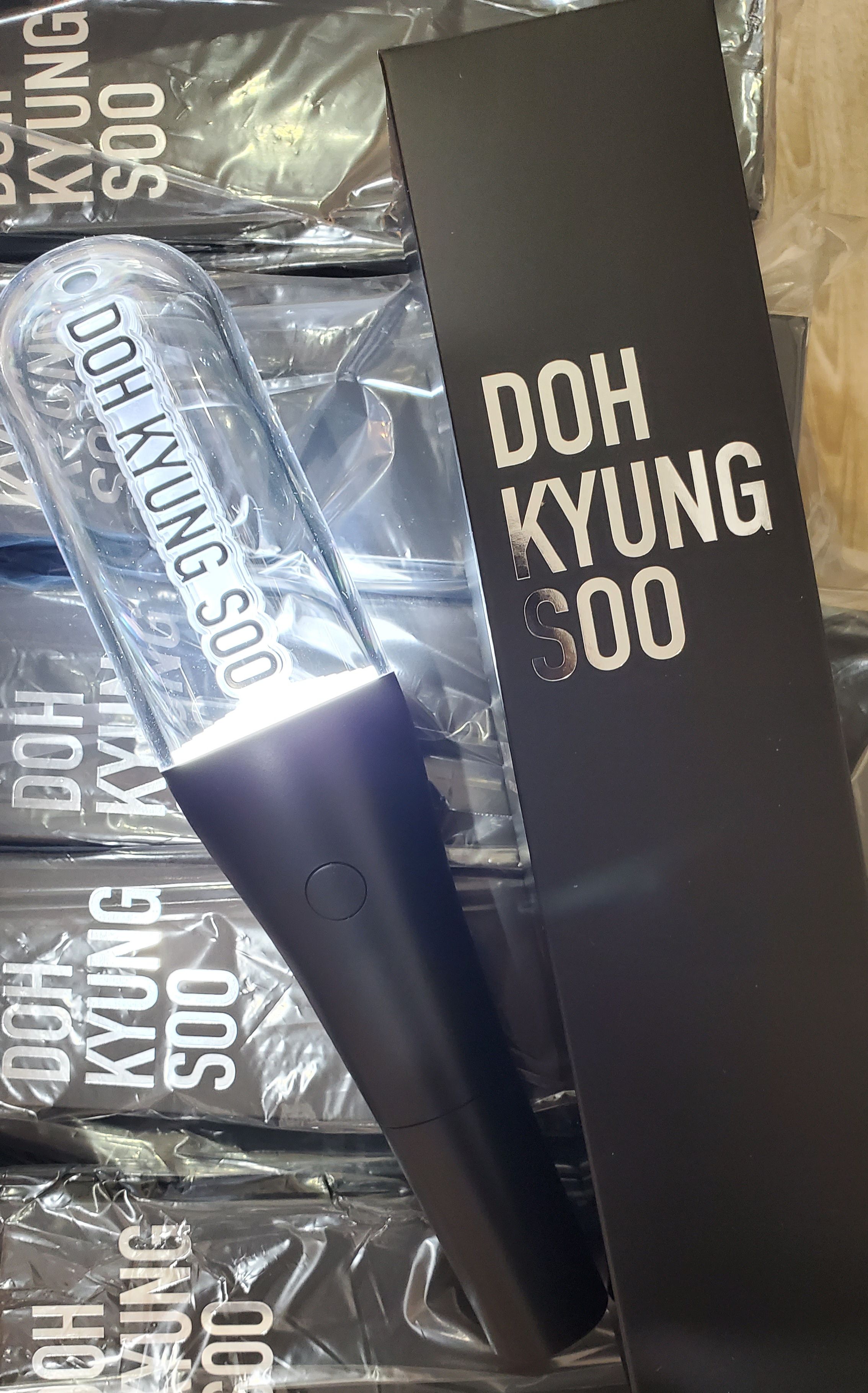 都敬秀 D.O （這款紙盒比較容易壓傷）