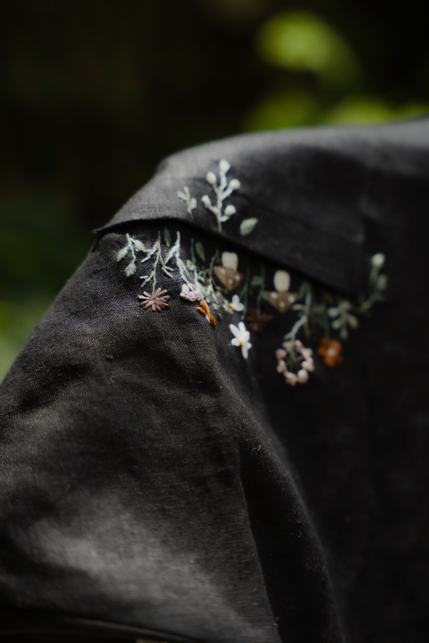 SLV10 手刺繡尖領襯衫