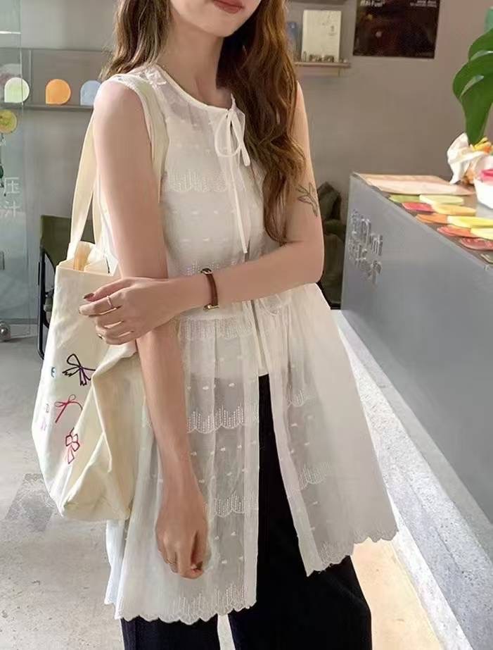 蕾絲刺繡背心裙