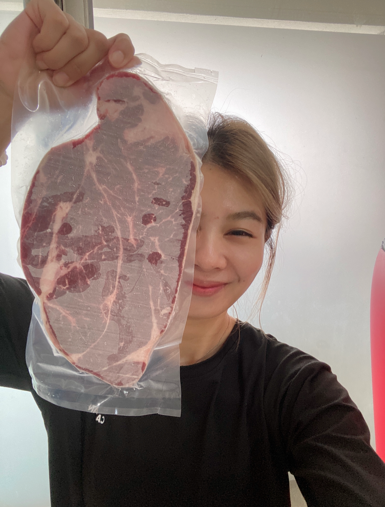 大臉牛排