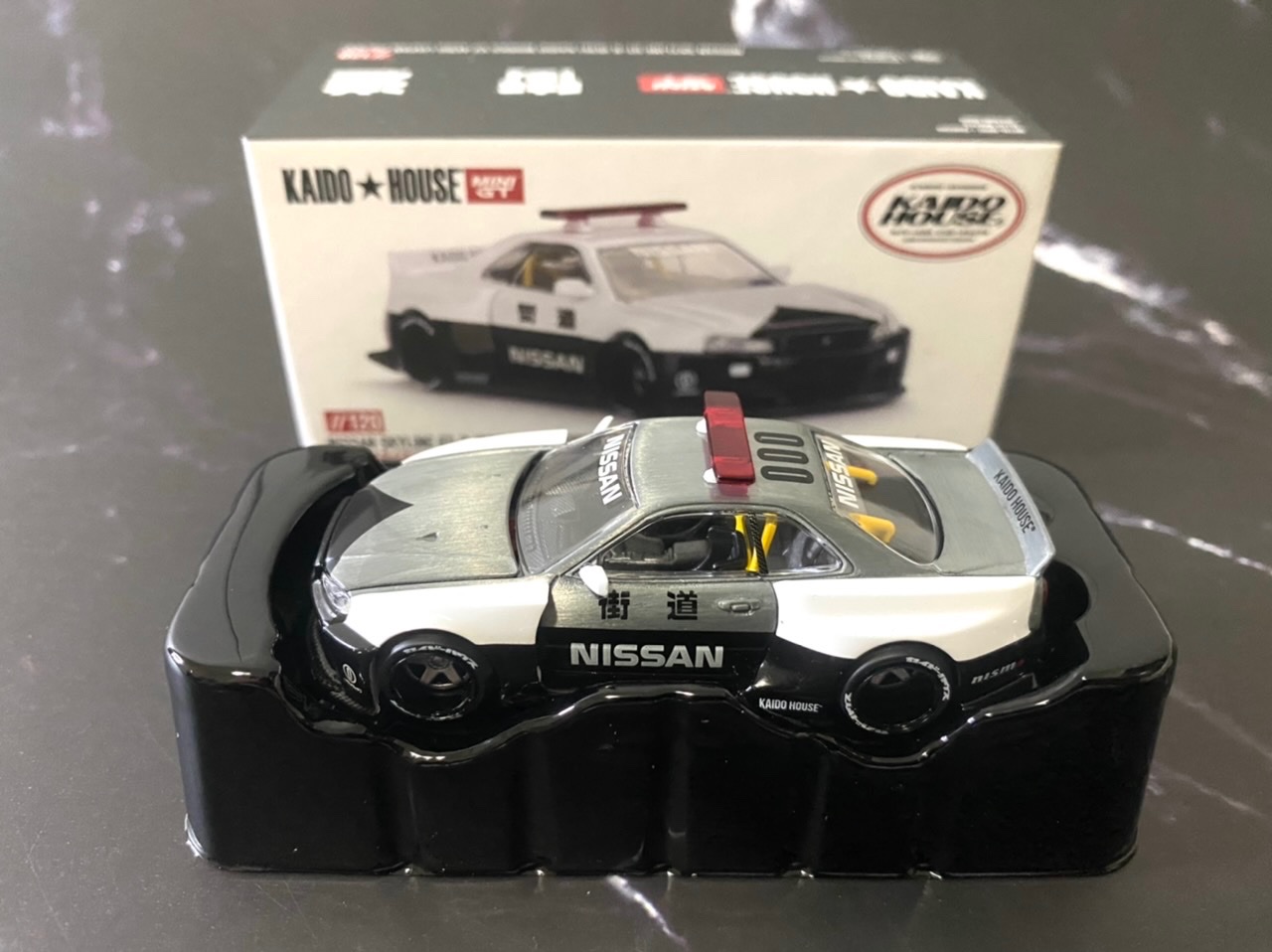 玩具偉富 現貨 KHMG120 日產 Skyline GT-R R34 凱多屋 V-2 Aero 日本警車