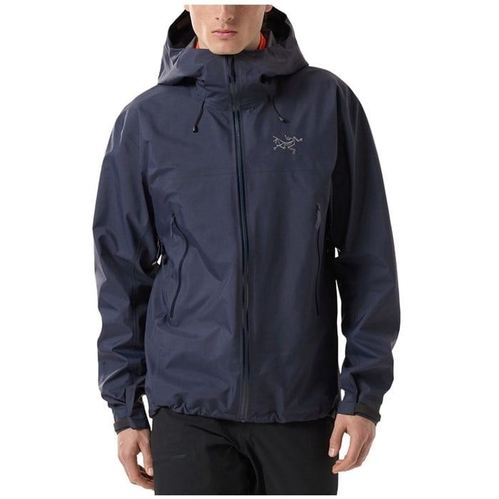 Arc’teryx Beta SL 男款防水外套 BLACK SAPPHIRE