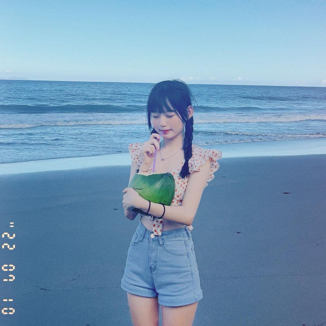 小鄺.檸檬♡百搭彈性反折牛仔短褲