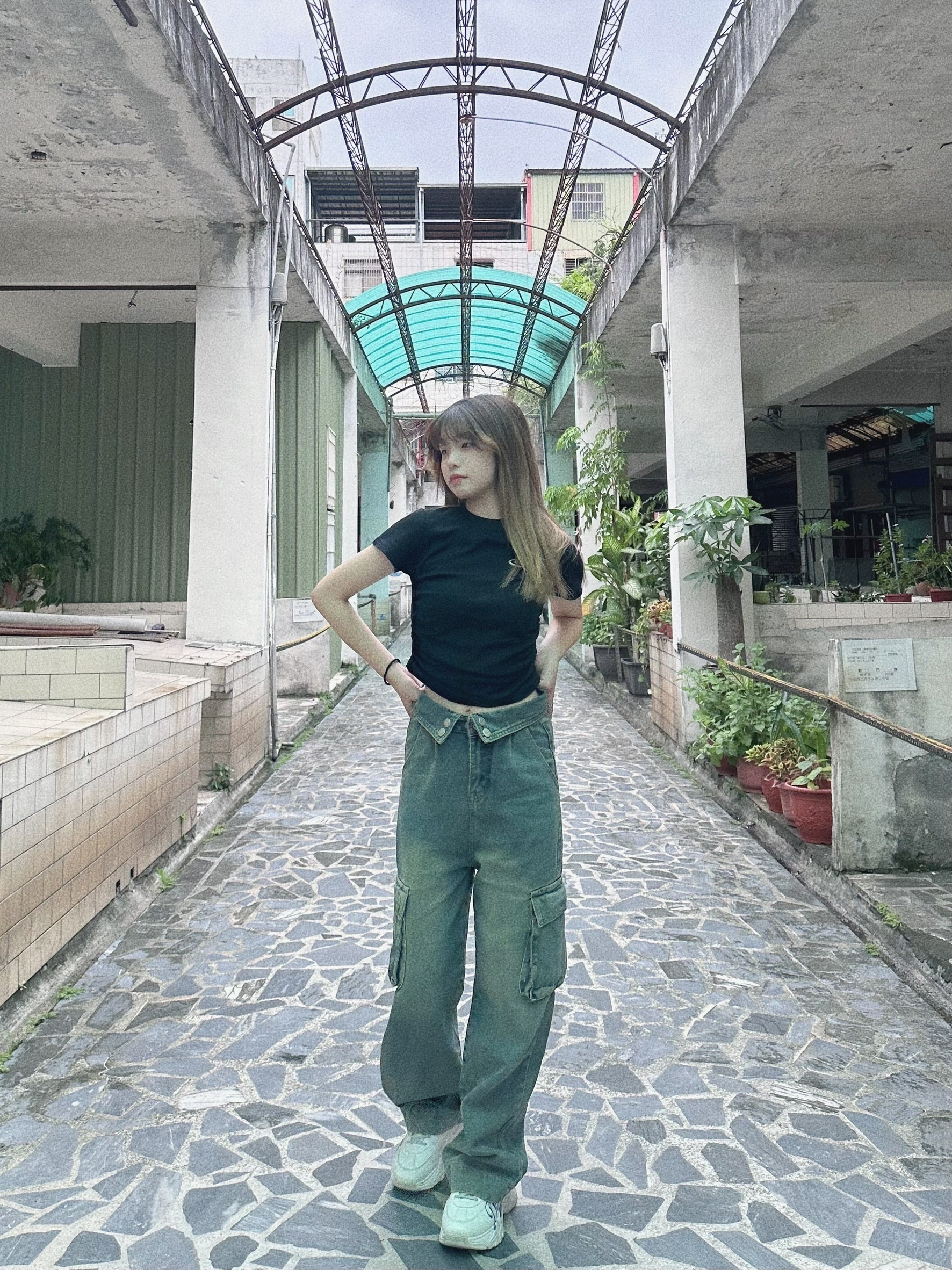 采婕♡側抓皺短袖/復古褲頭外翻工裝牛仔褲