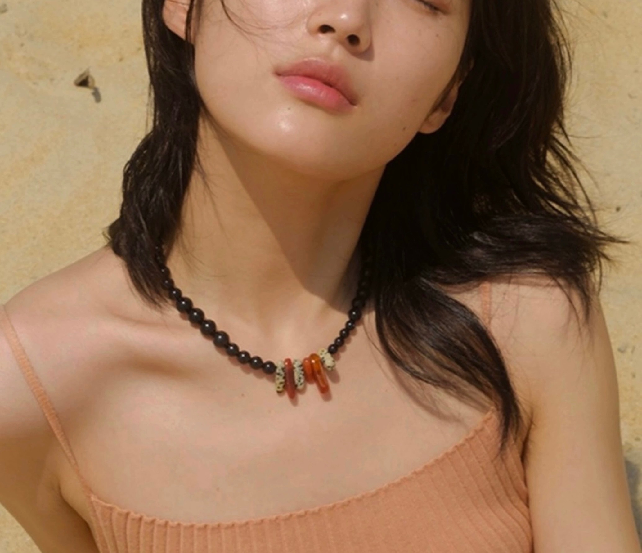 「necklace T66」