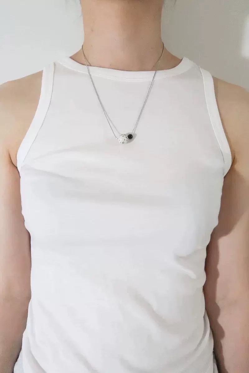「necklace R55」