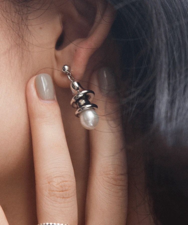 「earrings V34」