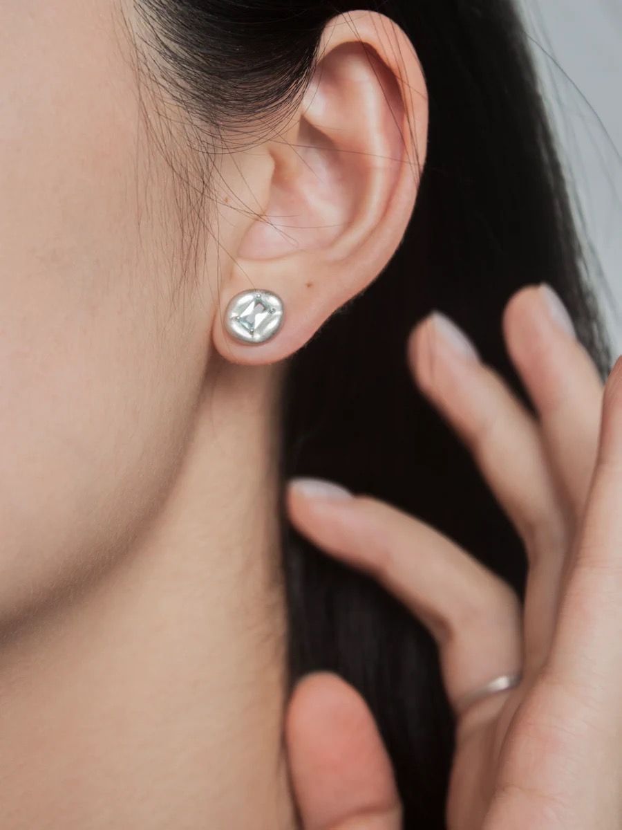 「earrings V35」